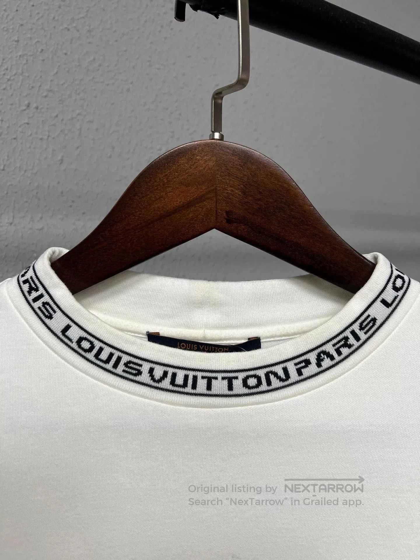 Louis Vuitton LV Collar Slogan Long Sleeve. Size US M / EU 48-50 / 2 - 3 Thumbnail