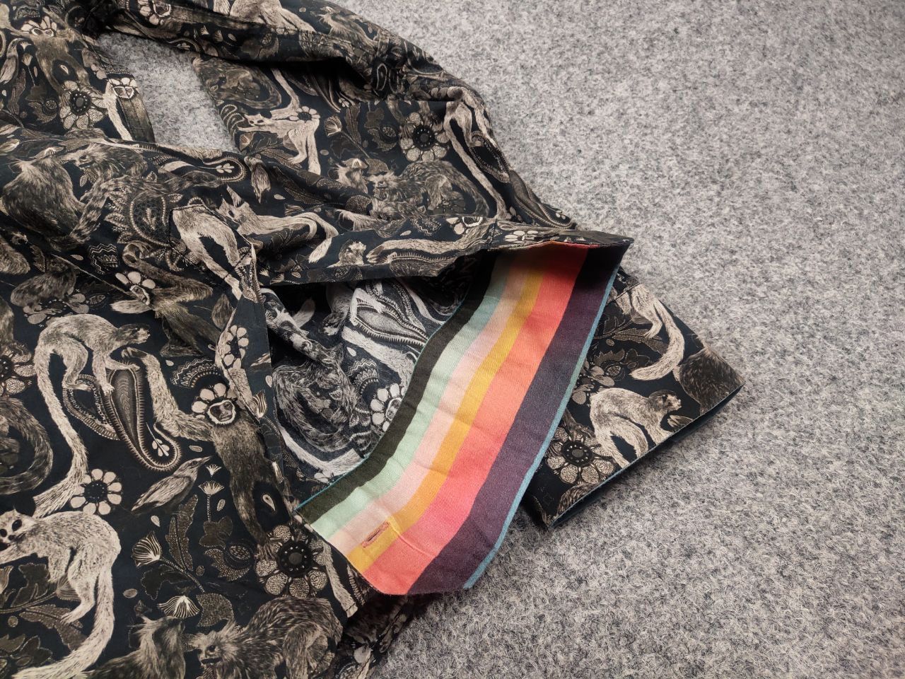 Paul Smith Paul Smith Mainline Monkey pattern Button long sleeve Shirt Size US S / EU 44-46 / 1 - 12 Thumbnail