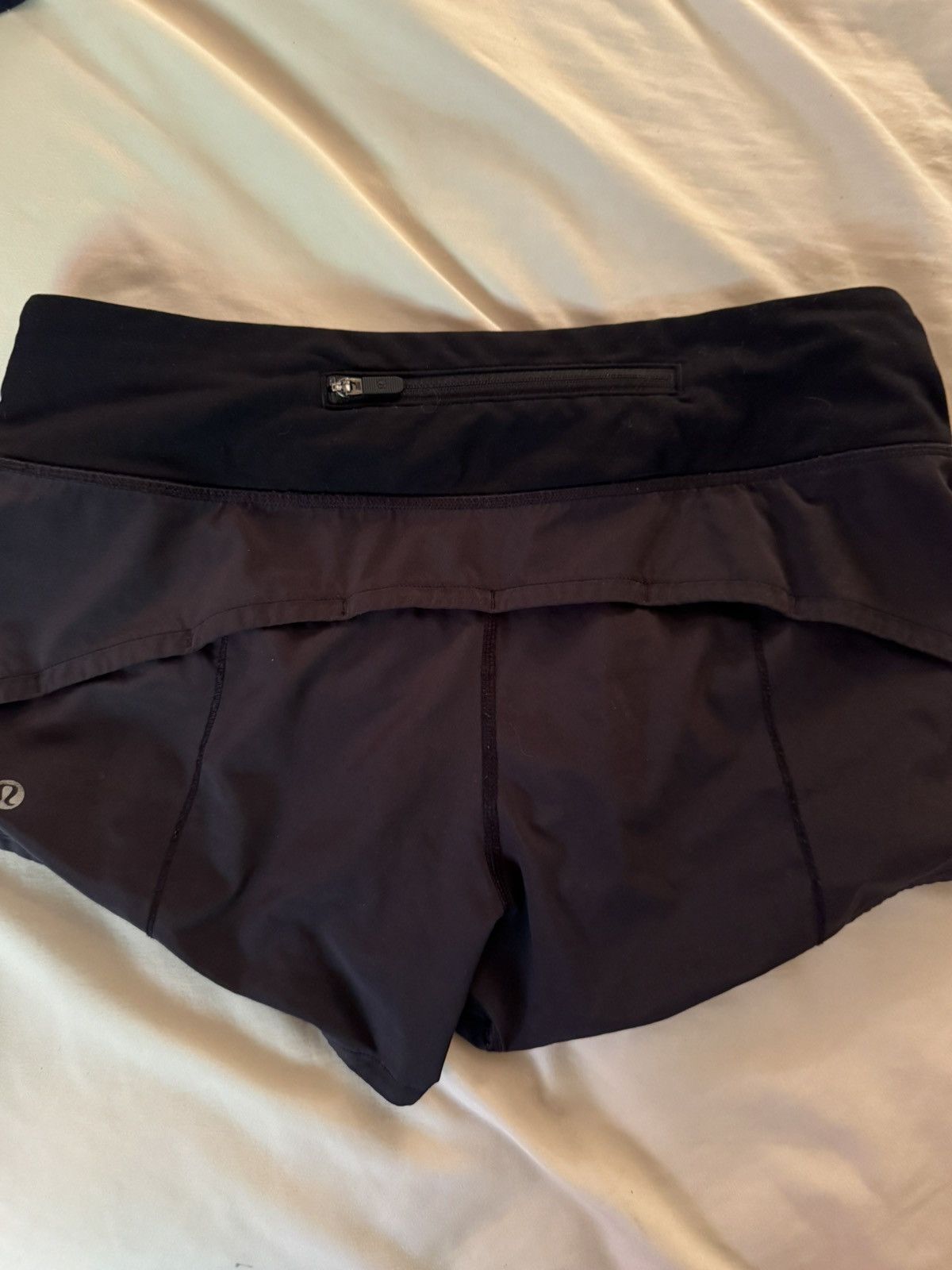 Lululemon Lululemon Speed Up shorts Size 27" / US 4 / IT 40 - 2 Thumbnail