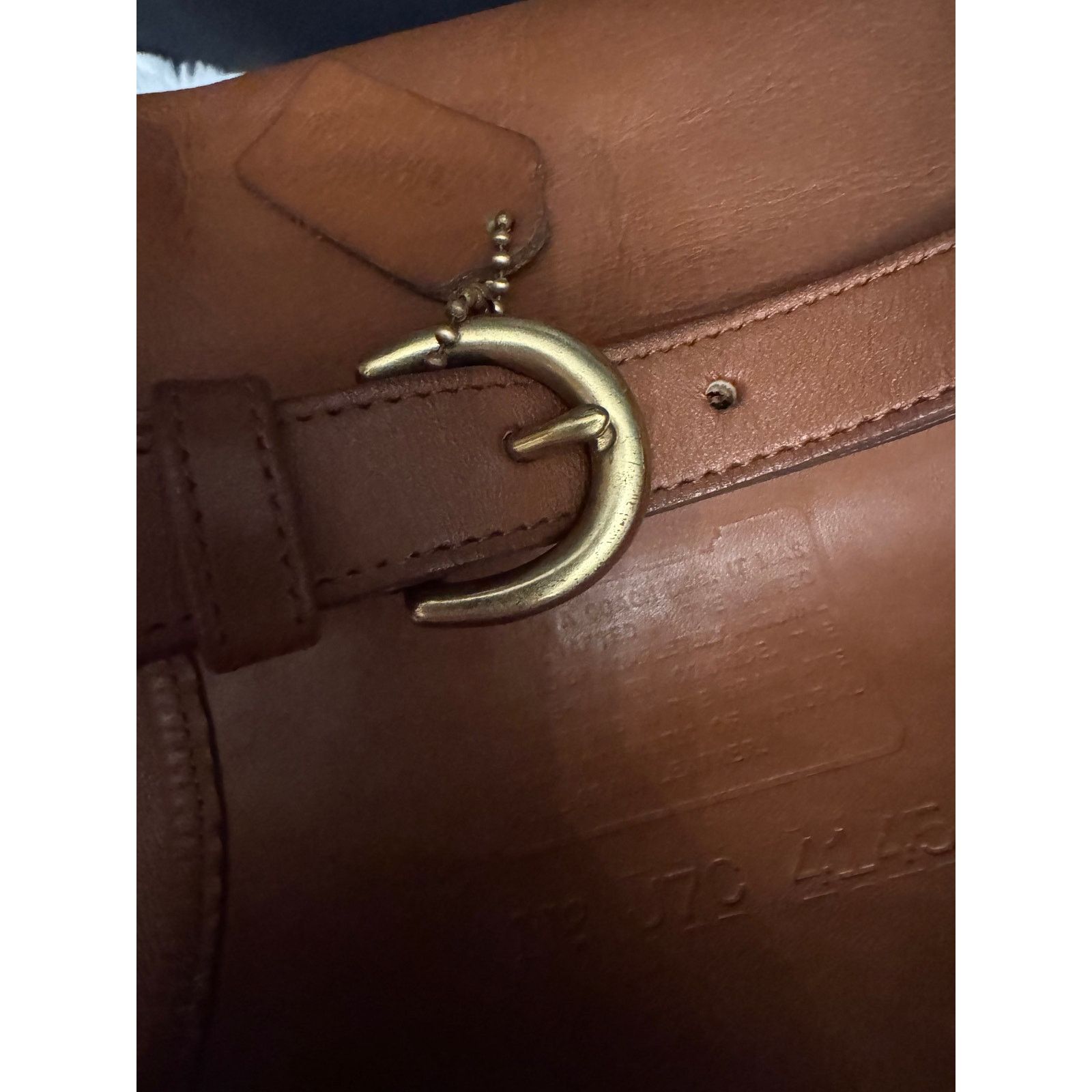 Coach Excellent barely used vintage Coach Mini Hobo British Tan Size ONE SIZE - 3 Thumbnail
