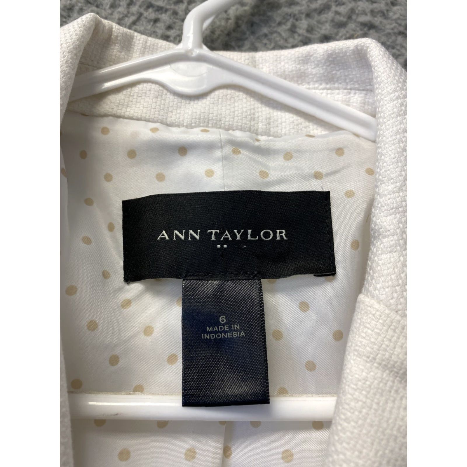 Ann Taylor Ann Taylor Blazer Jacket Size 6 Textured 3/4 Sleeve Open Front White /55-56 Size M / US 6-8 / IT 42-44 - 3 Thumbnail