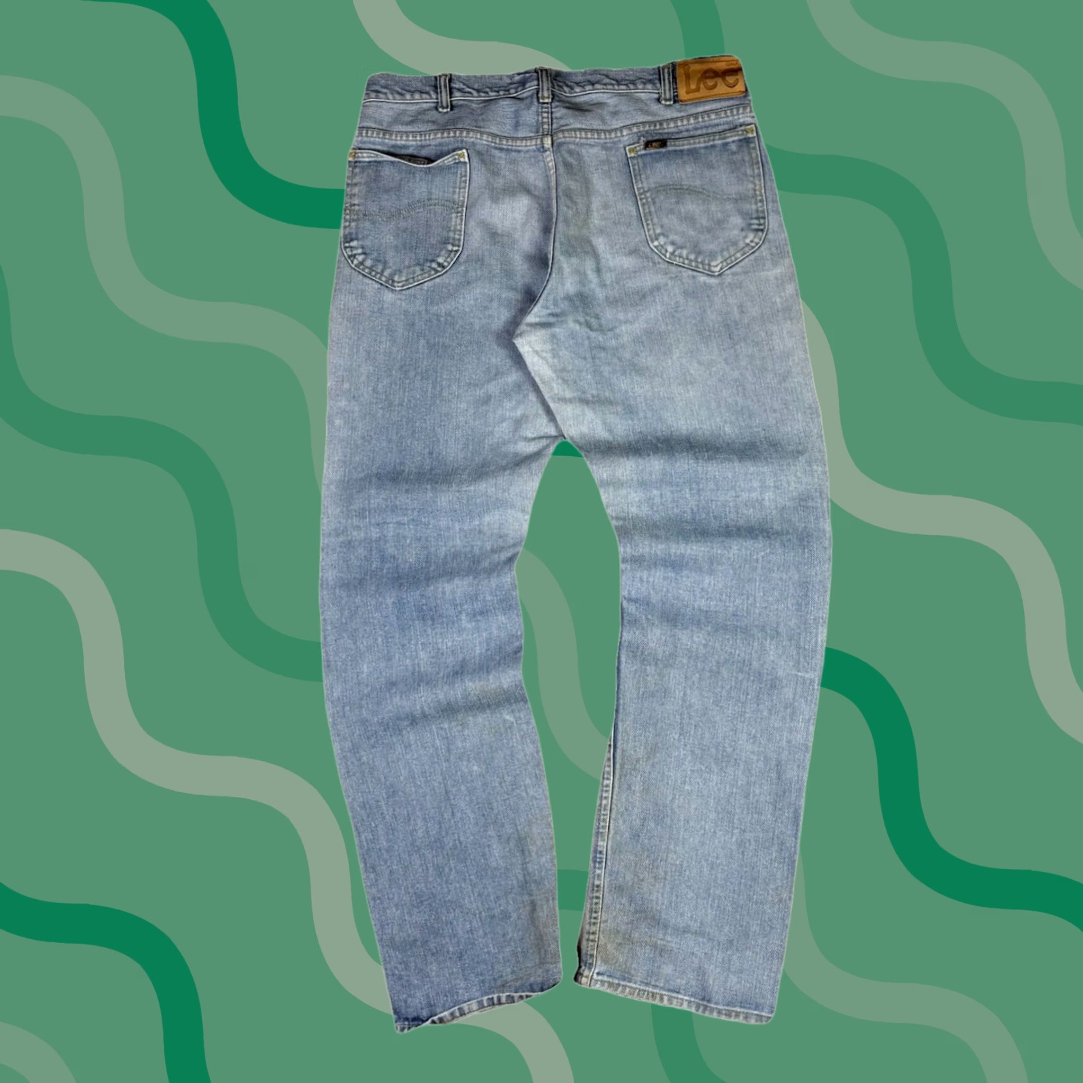 Lee VINTAGE Lee Jeans Size 38x32 blue distressed denim workwear 90s Mens Jeans Size US 38 / EU 54 - 1 Thumbnail