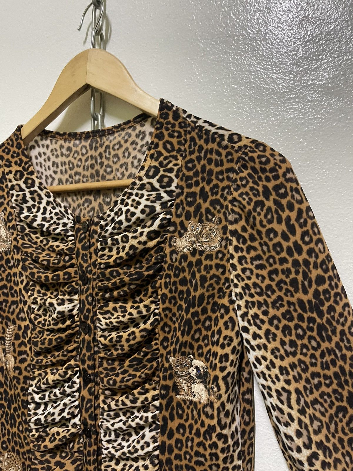 Japanese Brand Leopard Printed Button Stretch Long Sleeve Size S / US 4 / IT 40 - 5 Thumbnail