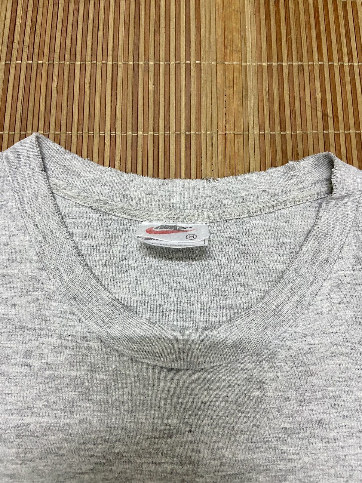 Nike × Vintage VINTAGE Y2K NIKE TEE Size US M / EU 48-50 / 2 - 12 Thumbnail