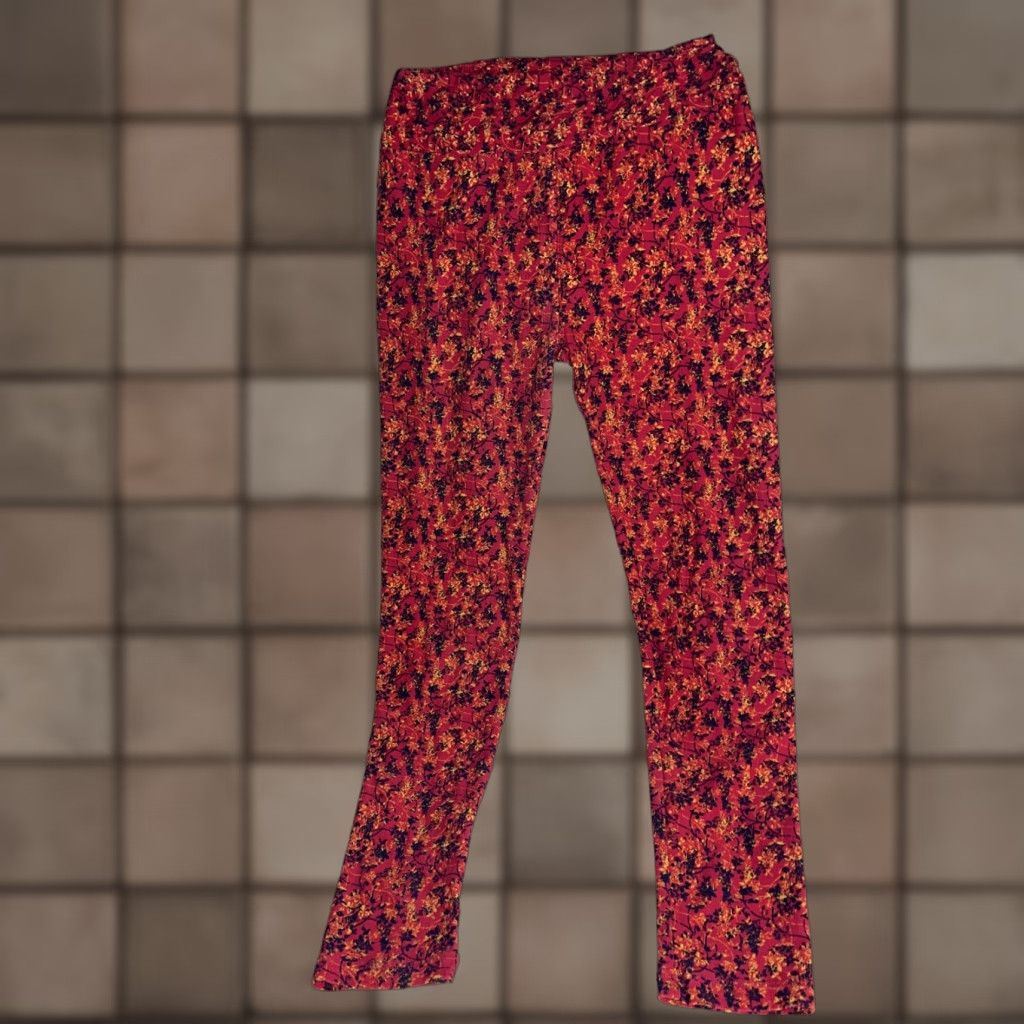 Vintage VINTAGE LuLaRoe Leggings Women One Size Floral Red with Black and Yellow Vines Size 42" / US 20 - 1 Thumbnail