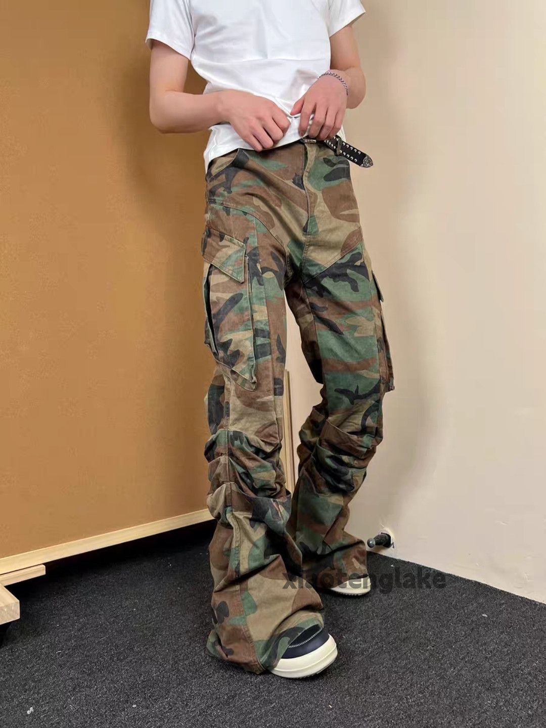 Designer × Japanese Brand × Vintage Utility pleated military outdoor tactical cargo flared pants Size US 32 / EU 48 - 3 Thumbnail