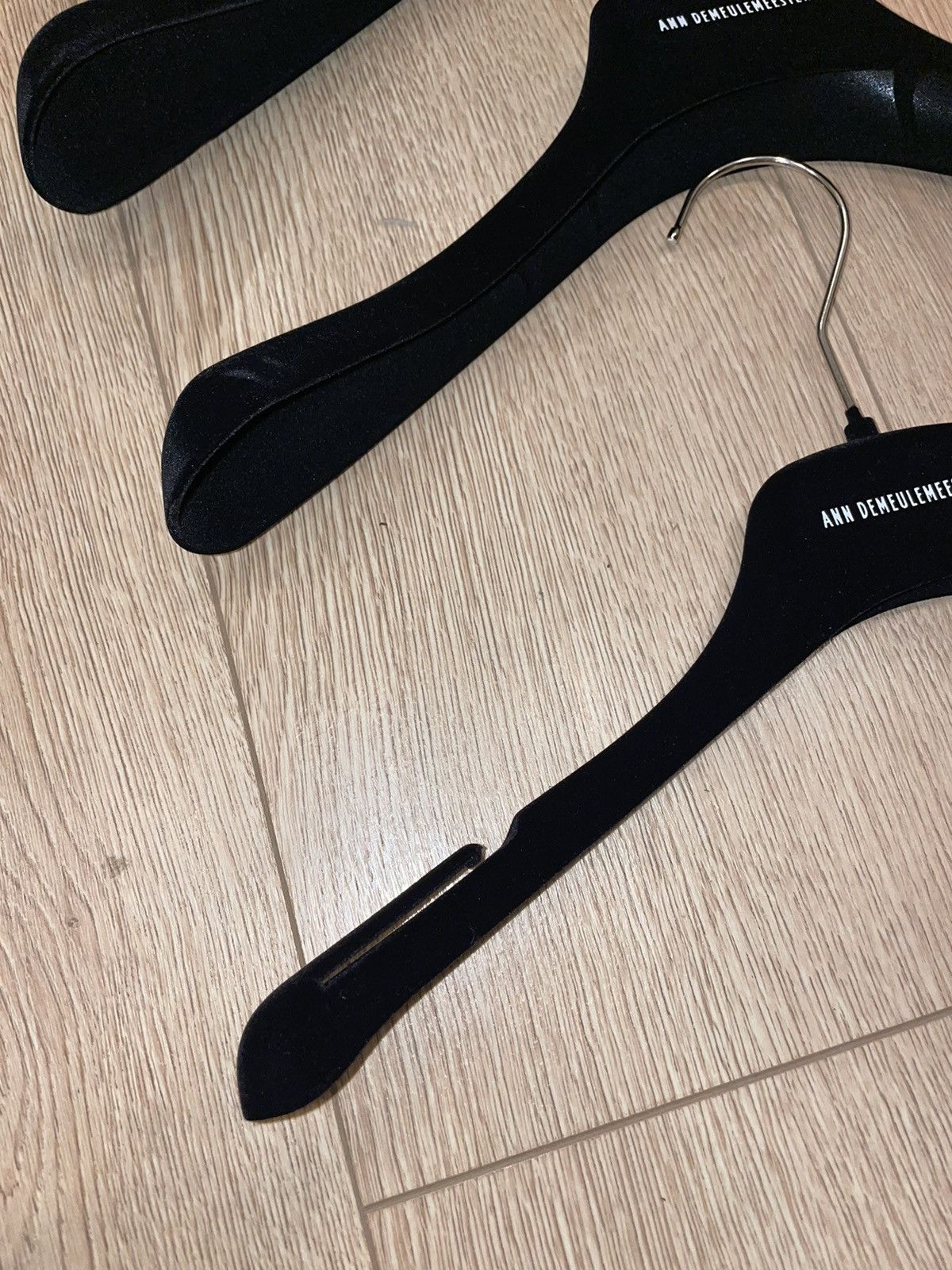 Ann Demeulemeester Set of 5 Ann Demeulemeester hangers Size ONE SIZE - 2 Thumbnail