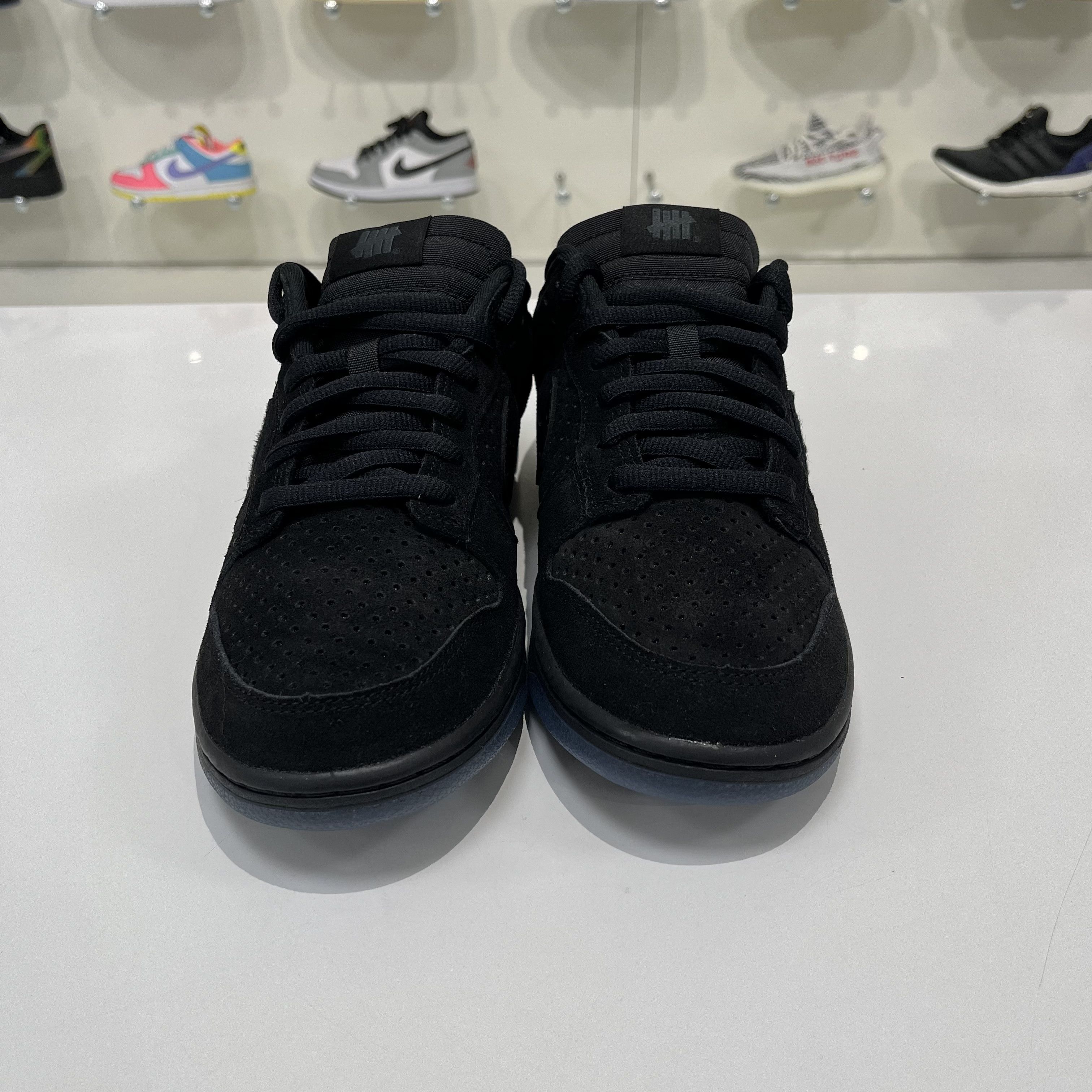 Nike Nike Dunk Low SP Undefeated 5 On It Black Size US 8.5 / EU 41-42 - 5 Thumbnail