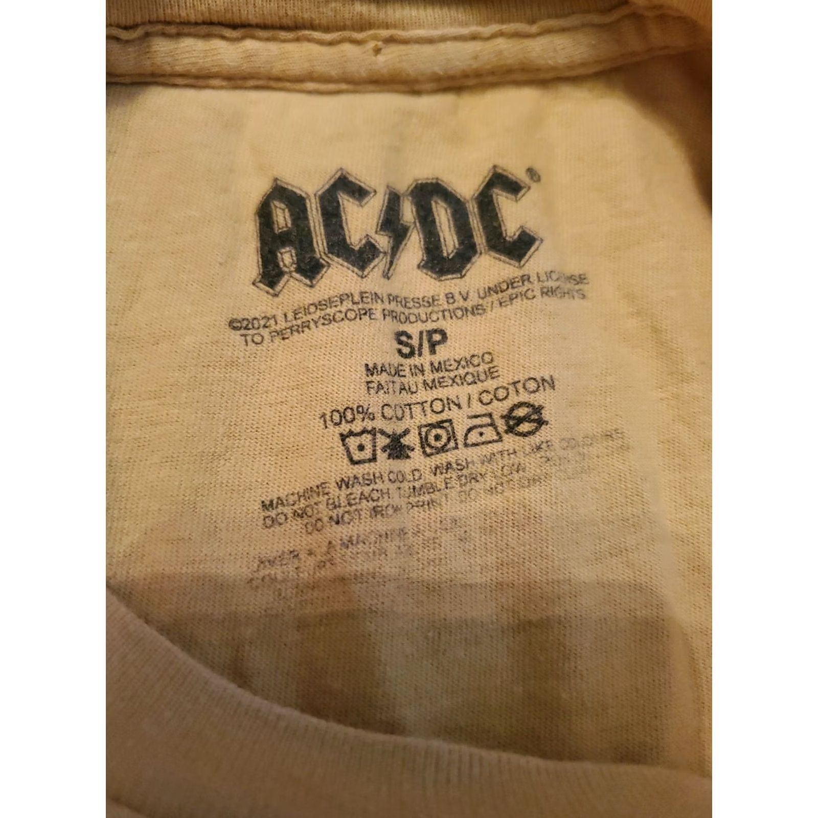 Vintage AC/DC Yellow T Shirt Embroidered Reprint Size Small Mens Shirt Short Sleeve Crew Neck Cotton Size US S / EU 44-46 / 1 - 3 Thumbnail