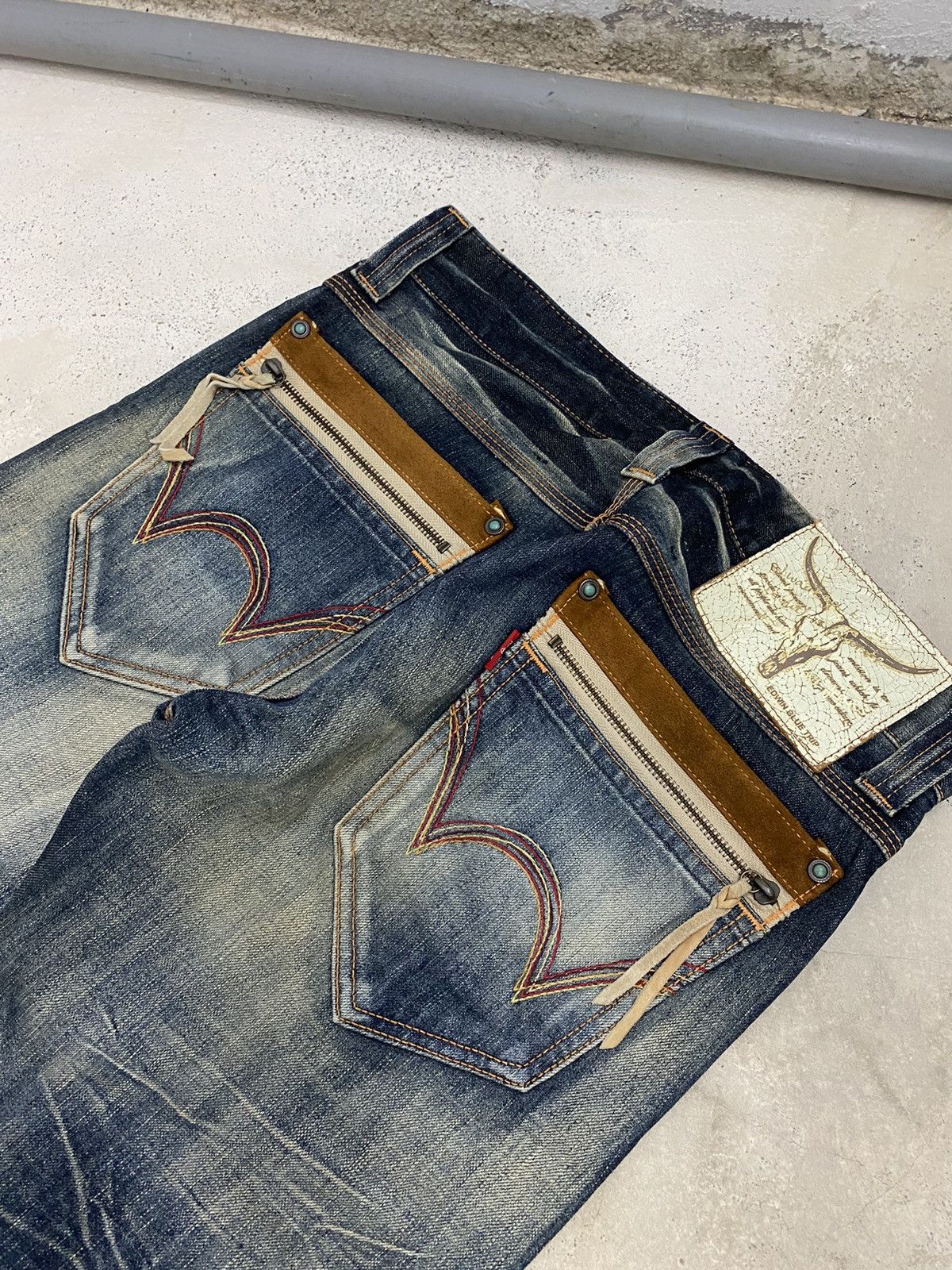 Edwin × Japanese Brand × Vintage Edwin Japan Blue Trip Zipper Pocket Rainbow Washed Usage Size US 34 / EU 50 - 11 Thumbnail