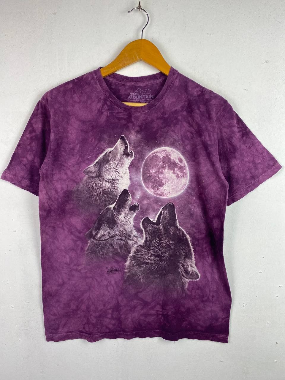 The Mountain vintage y2k the mountain wolf design tee Size US XL / EU 56 / 4 - 1 Thumbnail