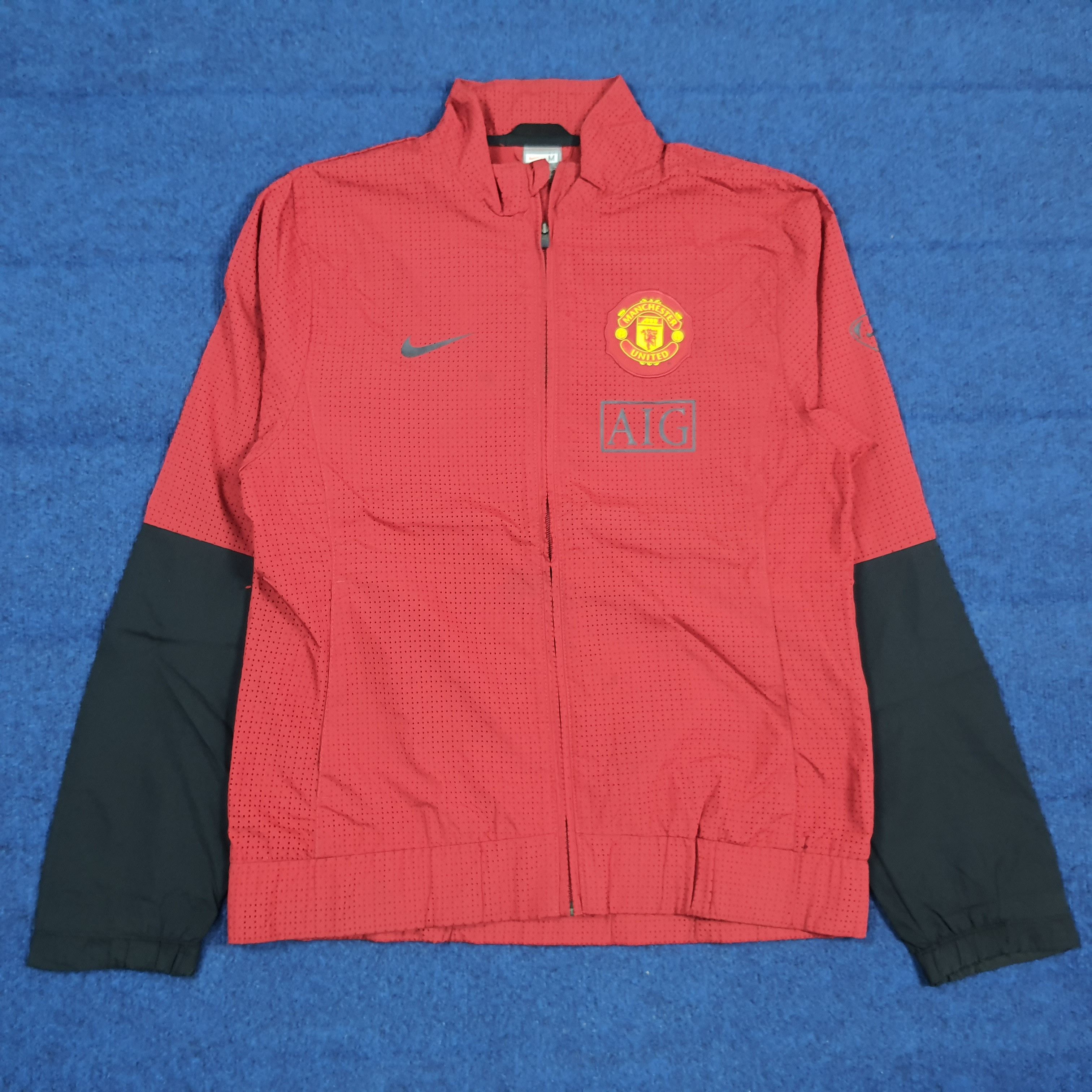 Nike Y2K Manchester United Nike AIG Training Shell Jacket C302N15 Size US S / EU 44-46 / 1 - 1 Thumbnail