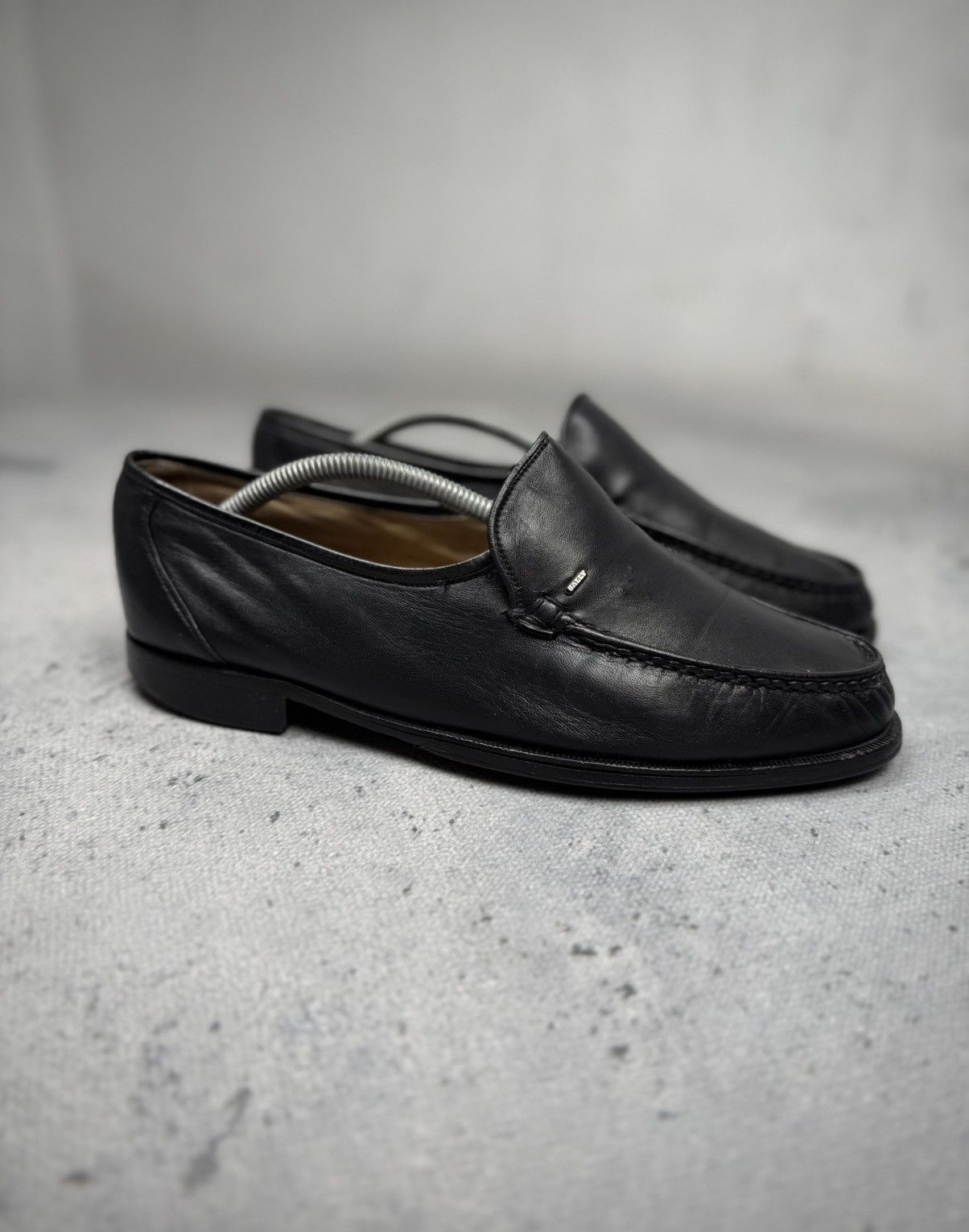 Bally Vintage Bally Black Leather Loafers Made in  display picture 3