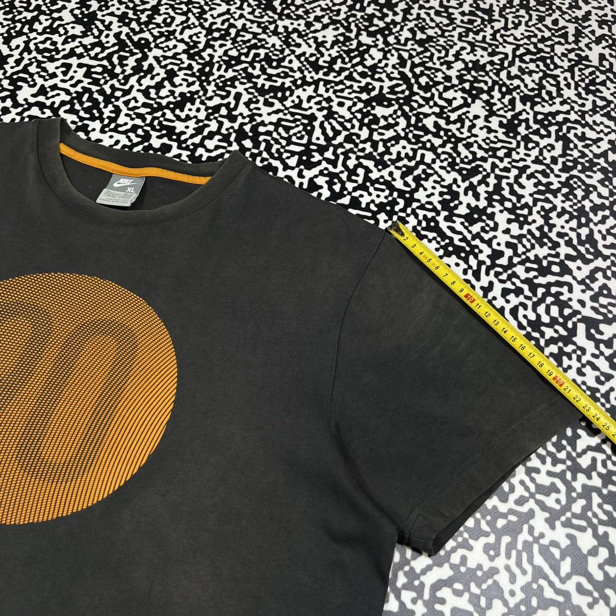 Nike Vintage Y2K Nike Total Ninety 90 Logo Faded Boxy T-shirt Size US XL / EU 56 / 4 - 18 Thumbnail