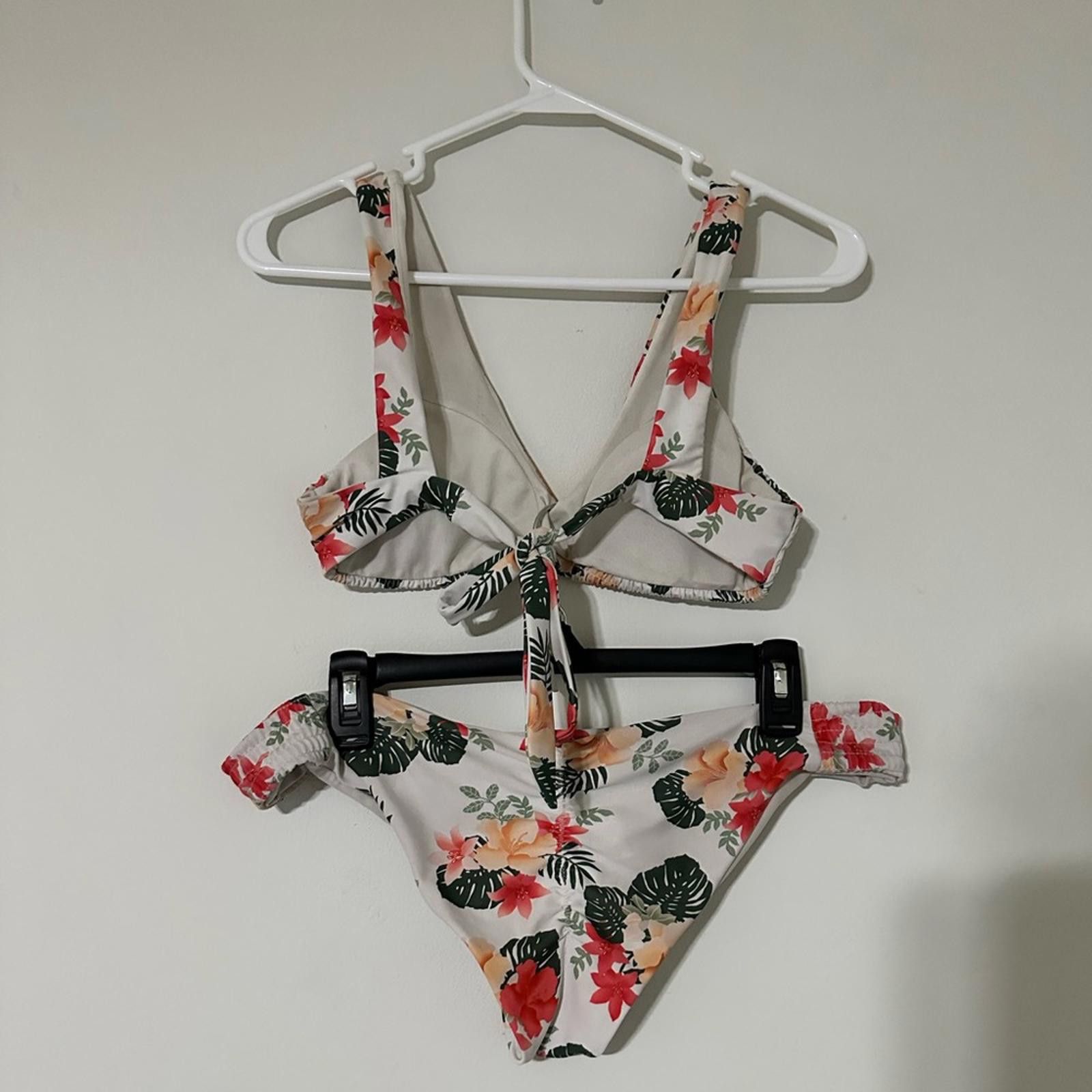 Designer Floral Bikini Set Size ONE SIZE - 2 Thumbnail