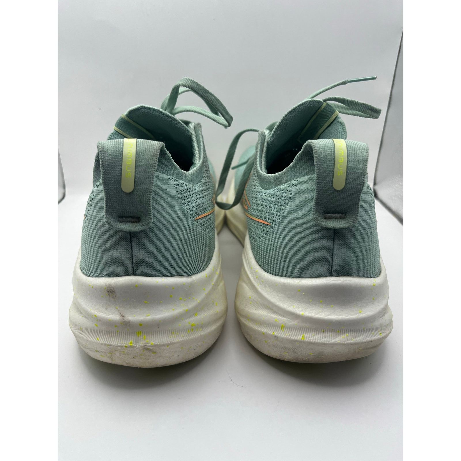 Asics Asics Gel Nimbus 26 Light Celadon Safety Yellow Running 9.5" Size US 9.5 / IT 39.5 - 6 Thumbnail