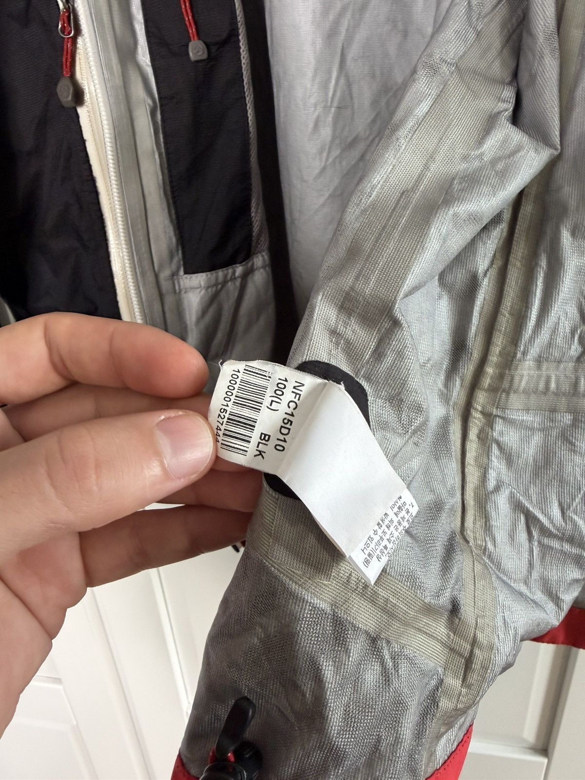 The North Face The North Face Black Lightweight Jacket–Size M Summit Series Size US M / EU 48-50 / 2 - 6 Thumbnail