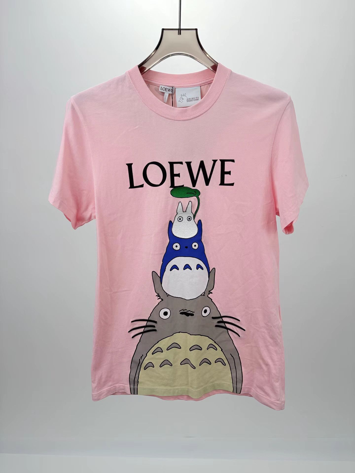 Loewe LOEWE x Spirited Away Totoro Printed Short Sleeve K1 Size S / US 4 / IT 40 - 1 Thumbnail
