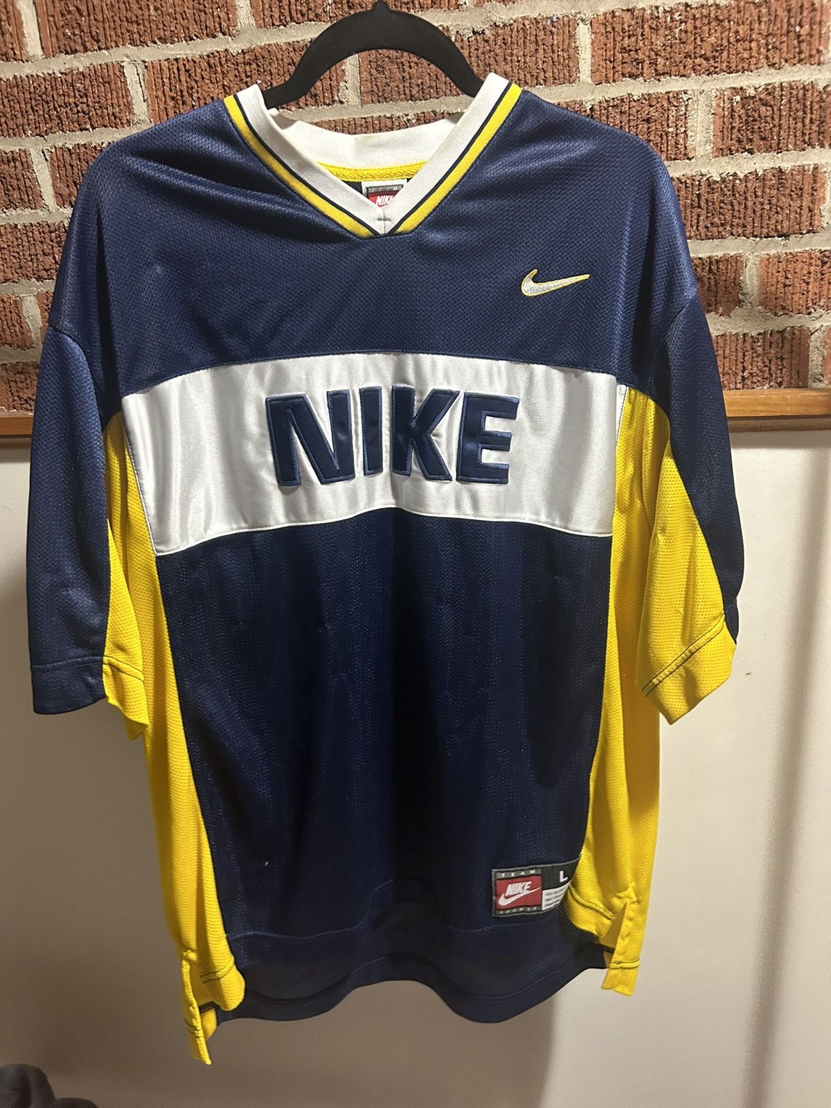 Nike Team Nike 2000s Jersey Navy + Yellow Size US L / EU 52-54 / 3 - 1 Thumbnail