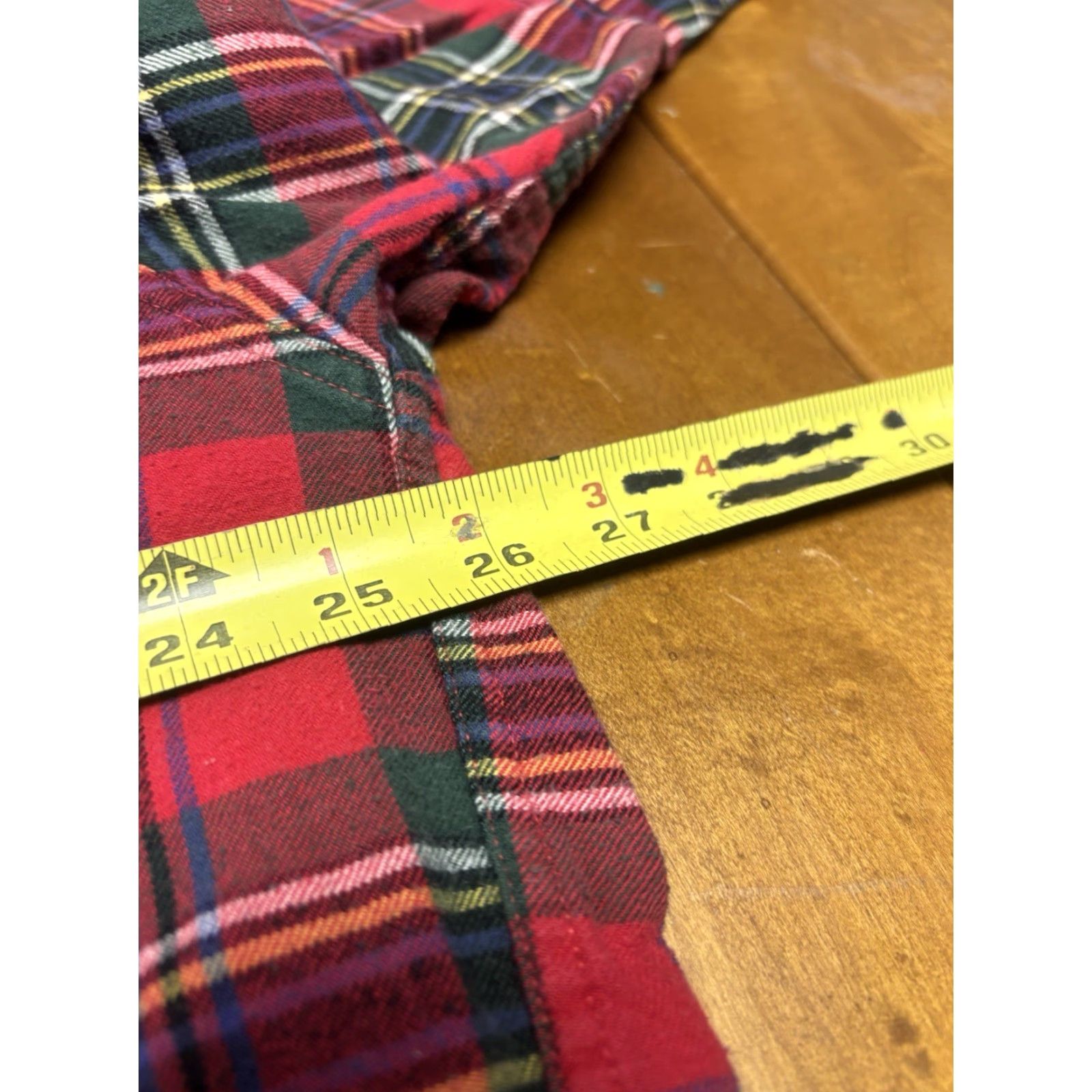 Eddie Bauer VINTAGE Eddie Bauer Plaid Flannel Shirt Men L Button-Up Red Long Sleeve Collared Vintage 70s 80s Outdoors Hiking Camping Lumberjack促 Size US L / EU 52-54 / 3 - 4 Thumbnail