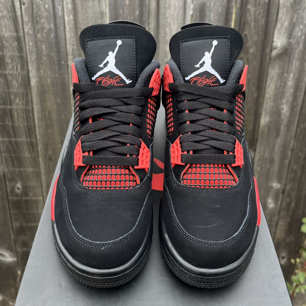 Nike Nike air Jordan 4 Red Thunder size 7 Men Size US 7 / EU 40 - 2 Thumbnail