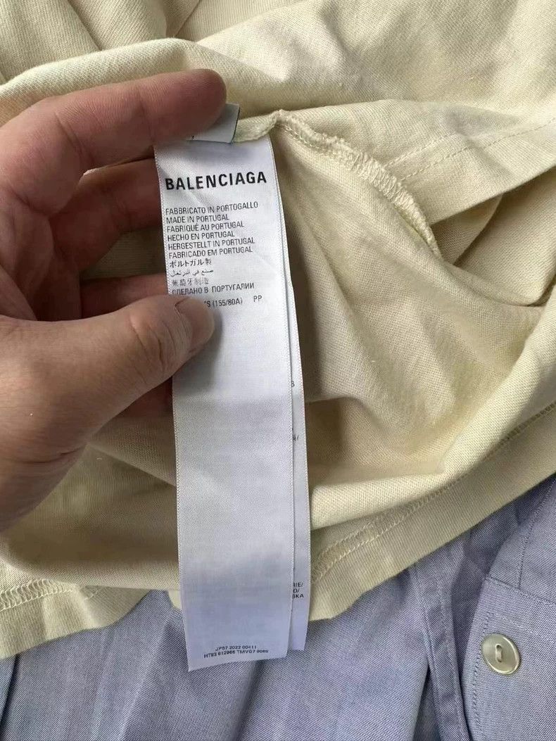Balenciaga Balenciaga Lock Short Sleeve Size US M / EU 48-50 / 2 - 4 Thumbnail