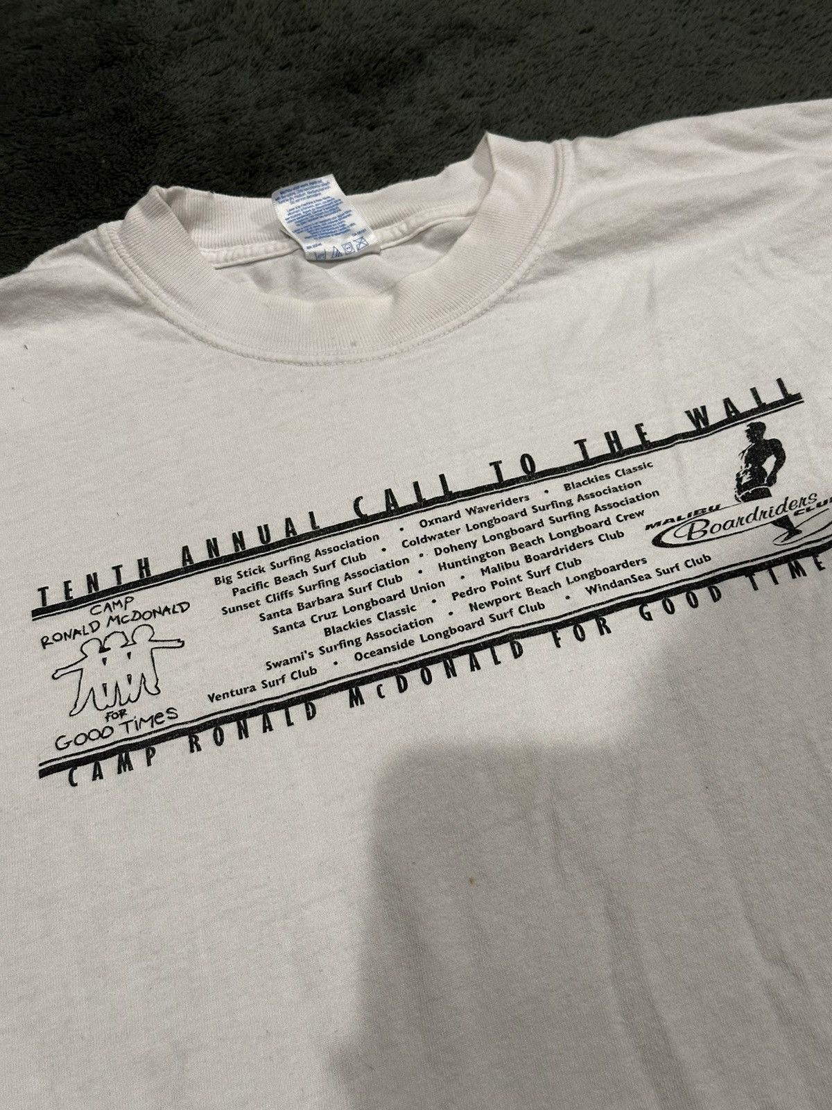 Vintage Vintage 2001 “Call To The Wall” Surf Tee Size US M / EU 48-50 / 2 - 8 Thumbnail