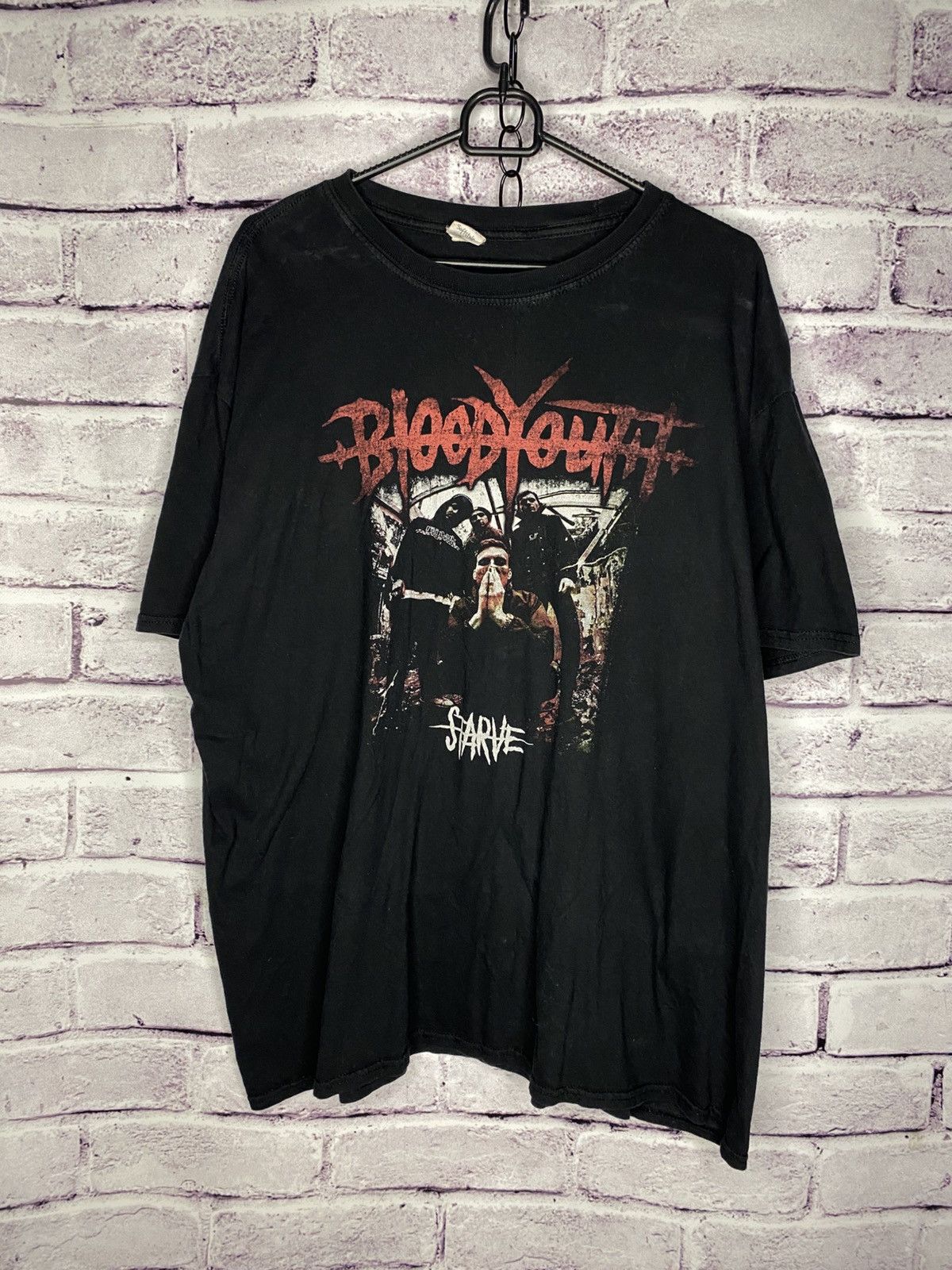 Band Tees Men's Vintage T-Shirt Blood Youth Starve Big Logo Y2K Tee Size US XXL / EU 58 / 5 - 1 Thumbnail