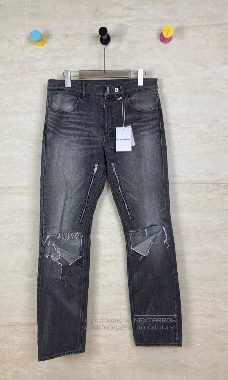 Givenchy Givenchy New Grey Zipper Destroyed Denim Jeans Size US 31 - 1 Thumbnail