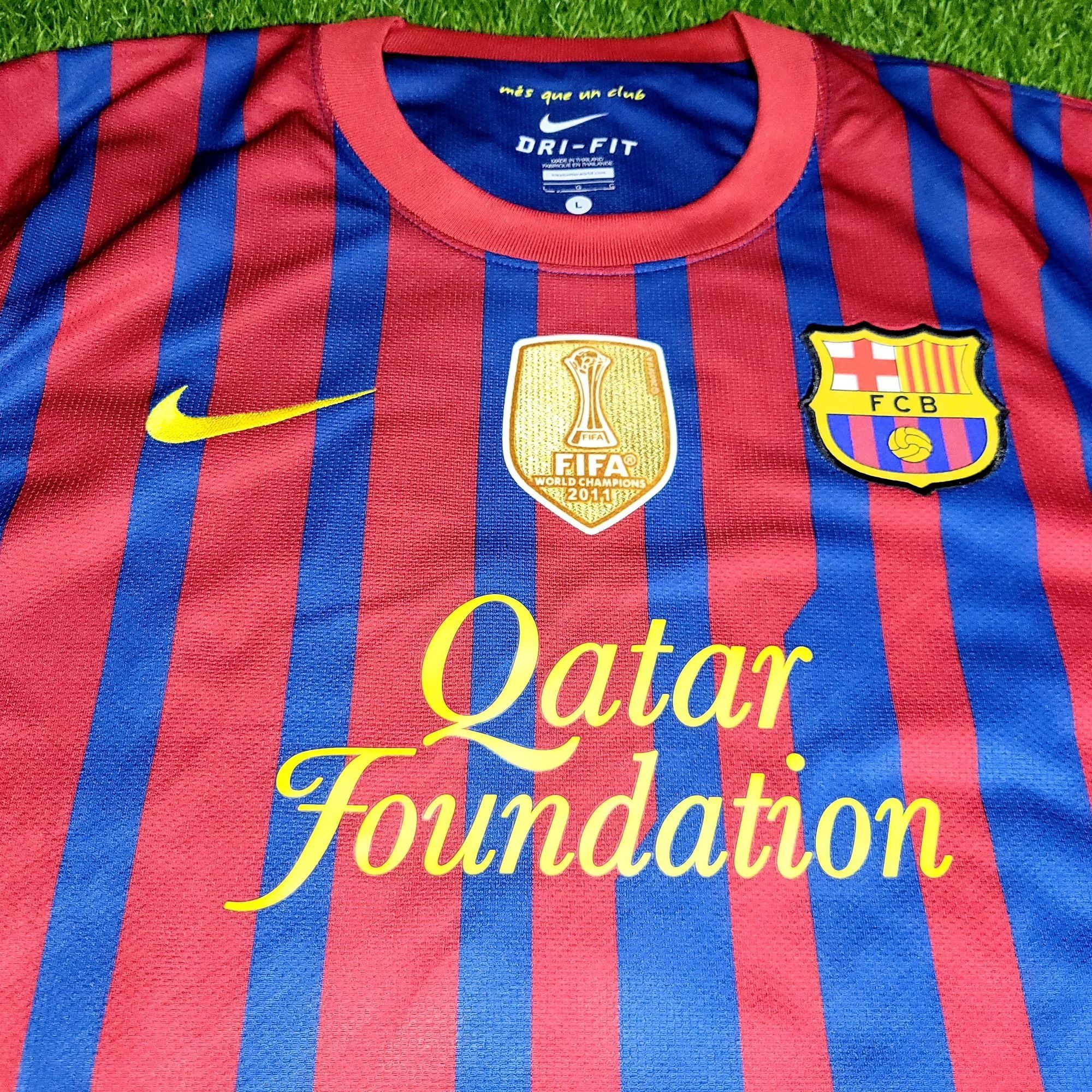 Nike Messi Barcelona 2011 2012 Long Sleeve Soccer Jersey Shirt L Size US L / EU 52-54 / 3 - 3 Thumbnail