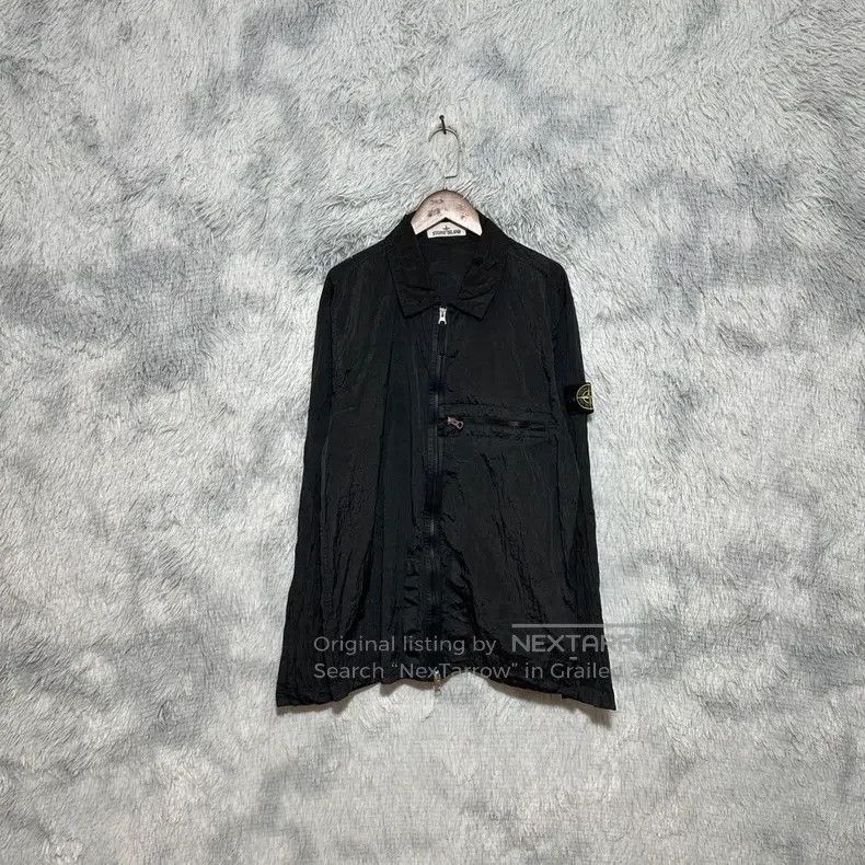 Stone Island Stone Island Metallic Nylon Black L Size US L / EU 52-54 / 3 - 1 Thumbnail