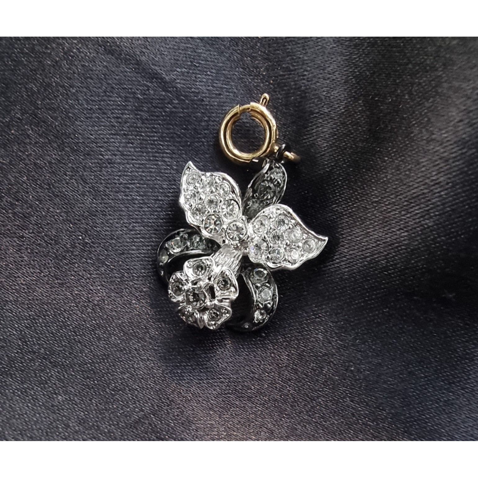 Other Vintage NOLAN MILLER Signed Orchid Flower Silver Tone White Size ONE SIZE - 1 Thumbnail