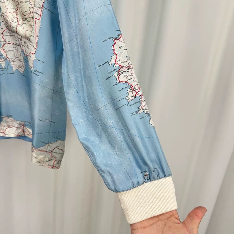 Louis Vuitton Louis Vuitton Marine Series Blue and White Full Print Silk Size XS / US 0-2 / IT 36-38 - 4 Thumbnail