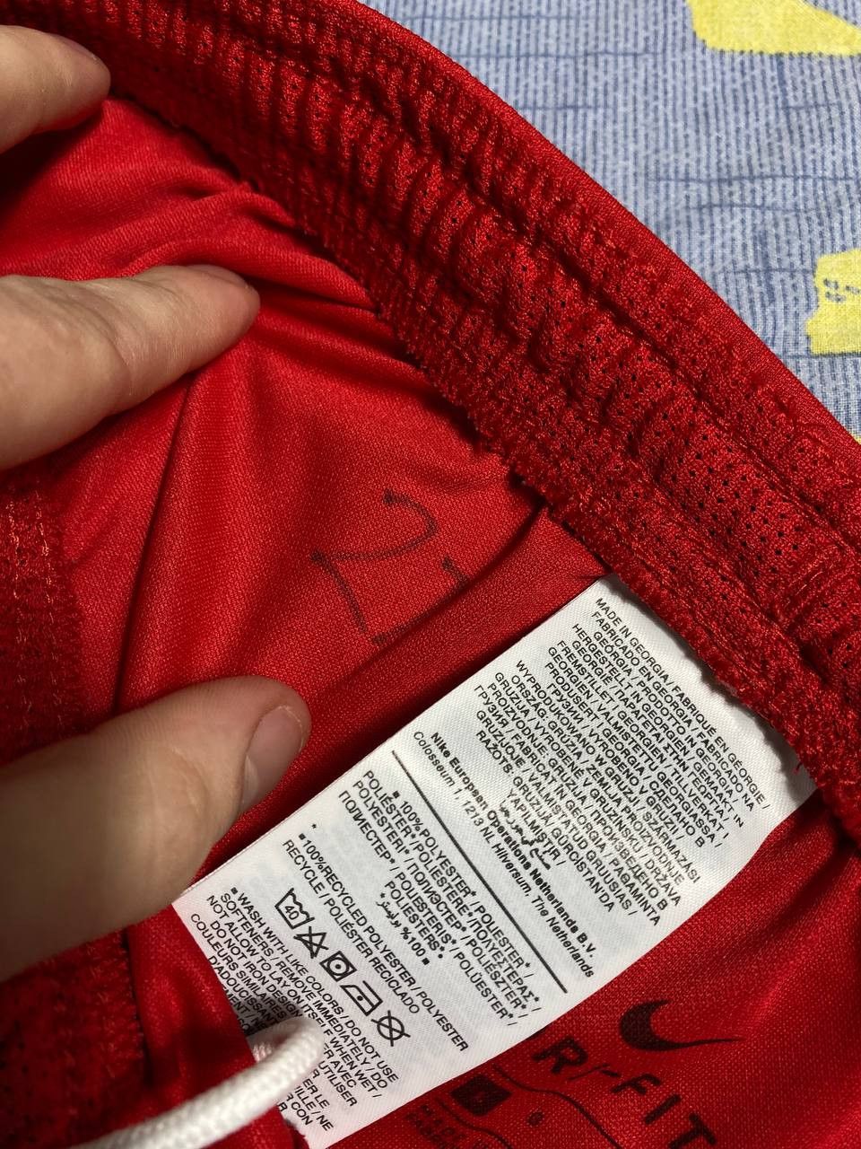 Nike Vintage Nike Shorts Logo swoosh casual Y2K Streetwear Size US 34 / EU 50 - 8 Thumbnail