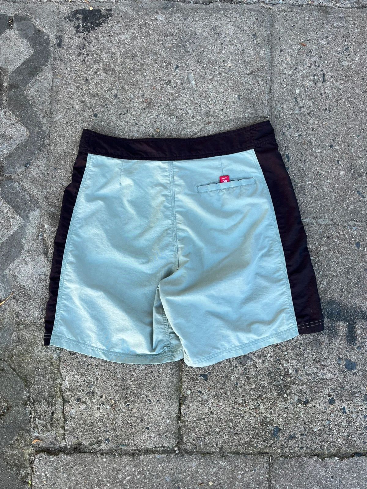 Nike Vintage 00s Nike Swoosh Shorts Travis Scott Vibe 32W Size US 32 / EU 48 - 6 Thumbnail