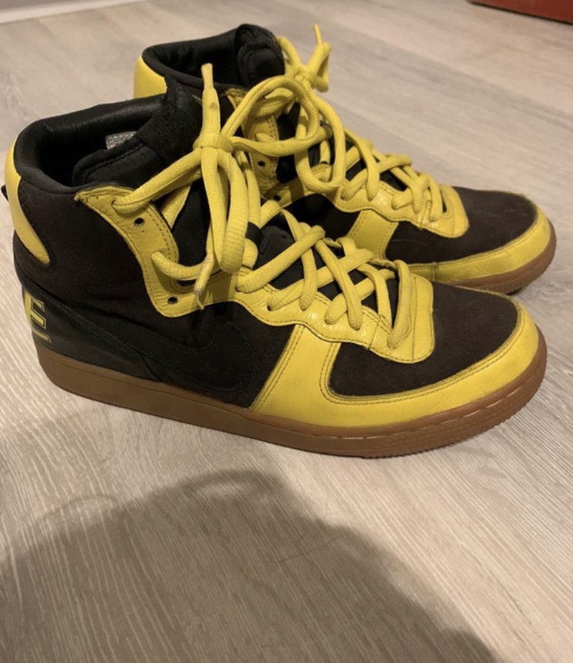 Jordan Brand × Nike × Vintage yellow nike shoes Size US 9 / EU 42 - 2 Thumbnail