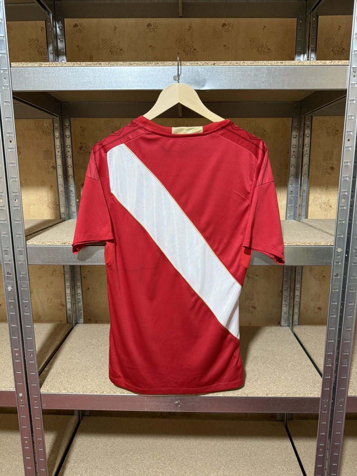 Umbro Rare Umbro FIFA World Cup Peru 2018 Away Soccer Jersey Size US S / EU 44-46 / 1 - 2 Thumbnail