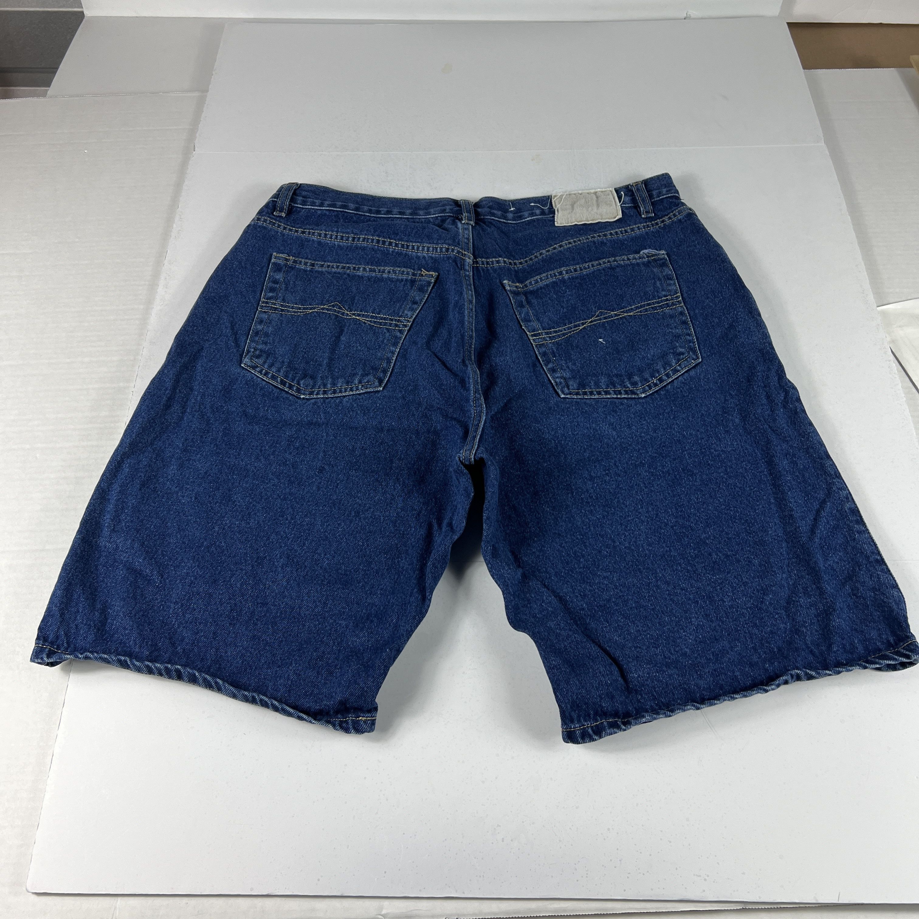 Bugle Boy × Vintage VTG Bugle Boy Shorts Relaxed Bermuda Blue Faded Cotton Jorts Size US 35 - 7 Thumbnail