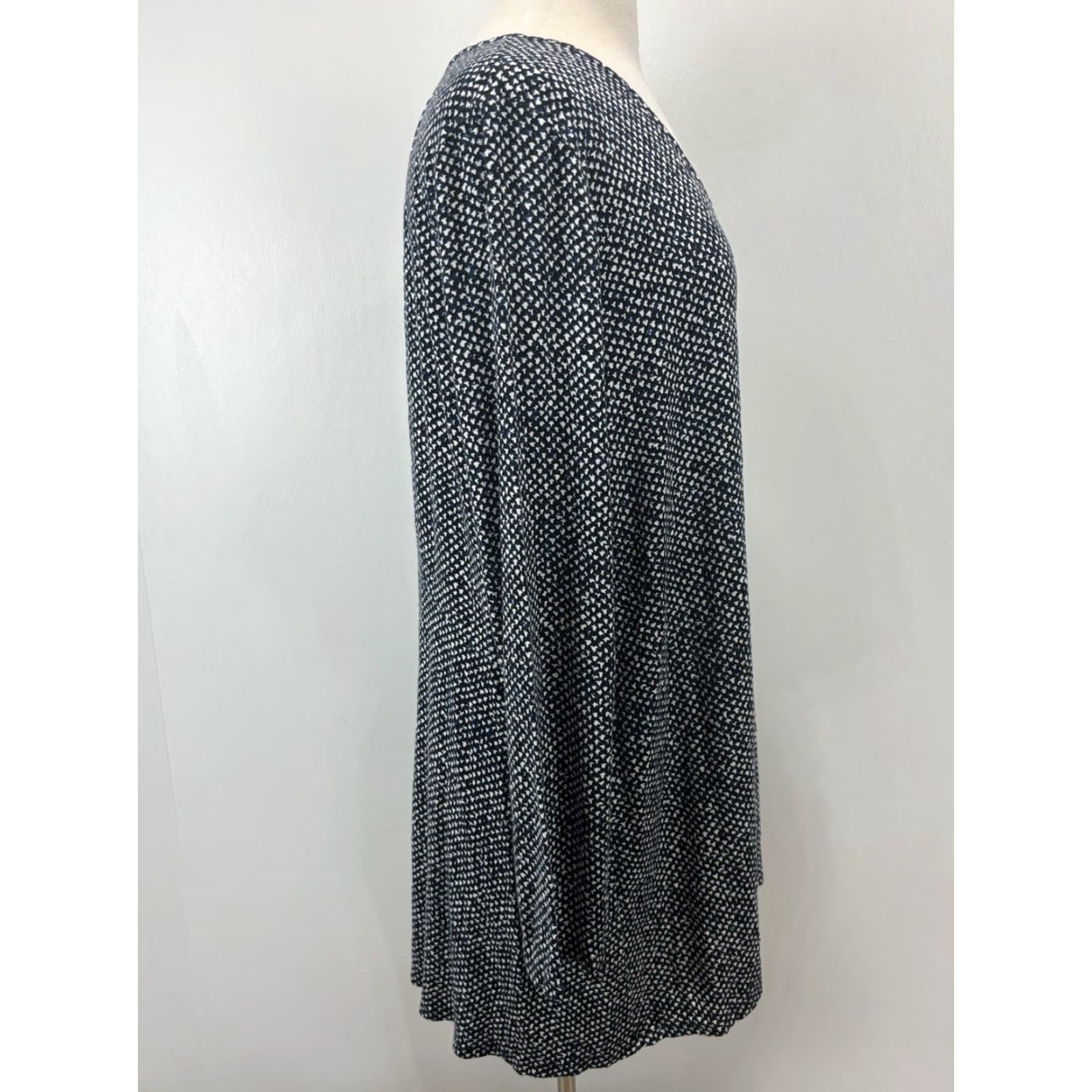 J. Jill VINTAGE J. Jill Wearever Collection Tunic Top Women’s XL Blue Casual Stretch Rayon Blend Pullover V-Neck Size XL / US 12-14 / IT 48-50 - 4 Thumbnail