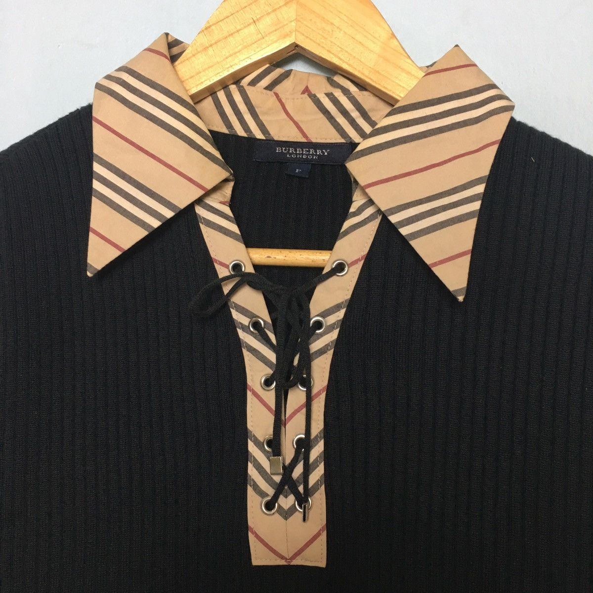 Burberry Nova Check Burberry Elastic Nova Check Polo Size M / US 6-8 / IT 42-44 - 7 Thumbnail