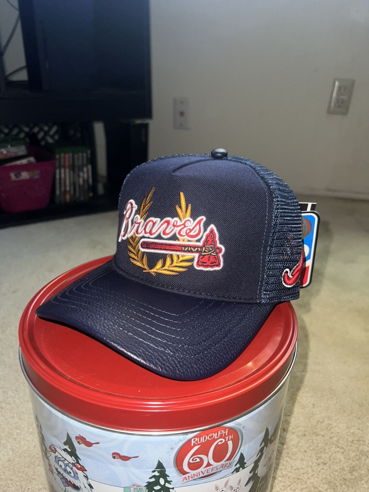 MLB NWT Pro Standard Atlanta Braves Wool Trucker Navy Size ONE SIZE - 2 Thumbnail