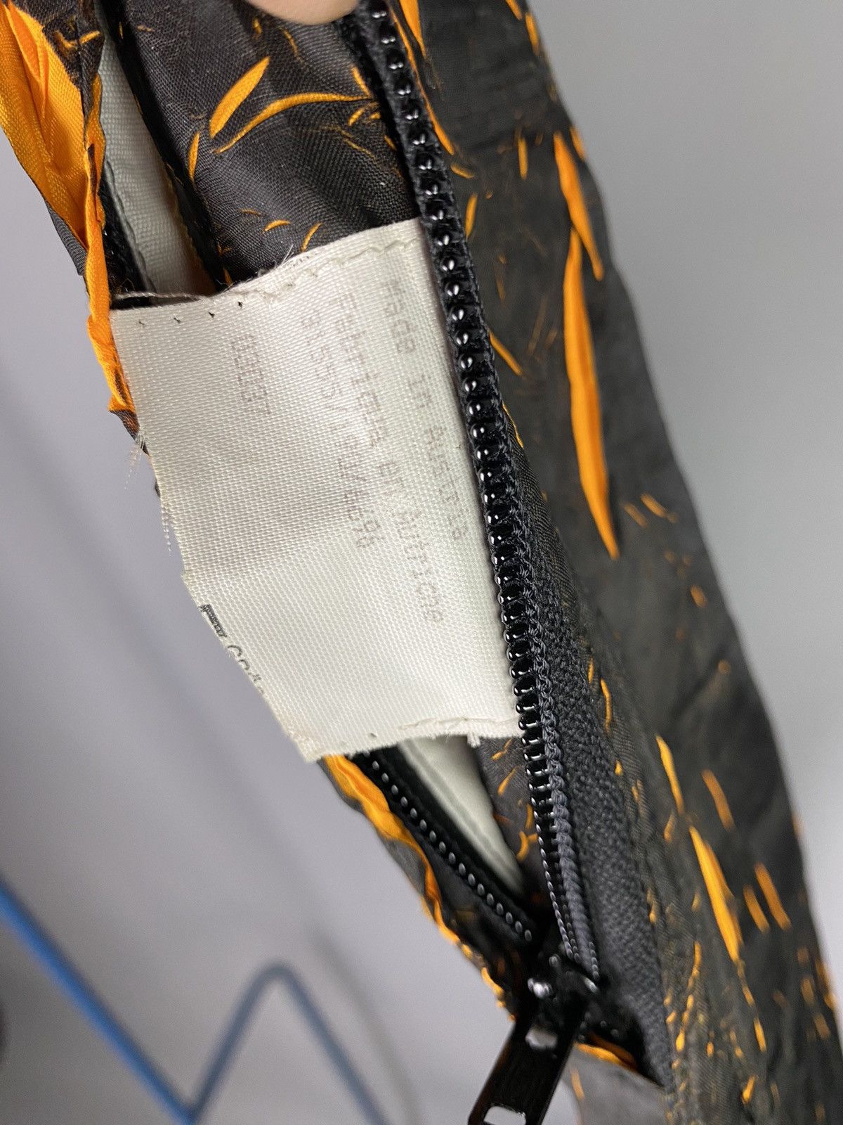 Japanese Brand × Vintage Vintage Graphic Nylon Pants with Abstract Orange Pattern Size US 32 / EU 48 - 4 Thumbnail