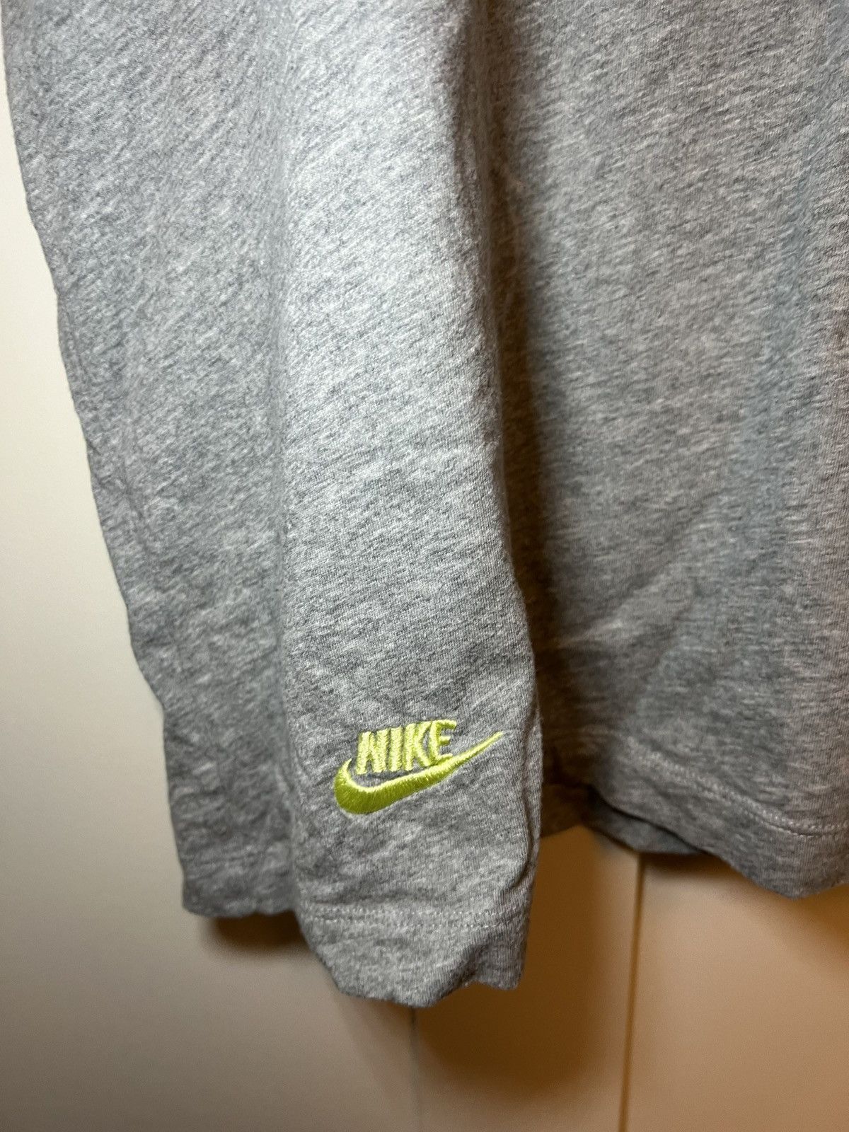 Nike Vintage Nike multi embroidered logo T-shirt Size US XL / EU 56 / 4 - 9 Thumbnail