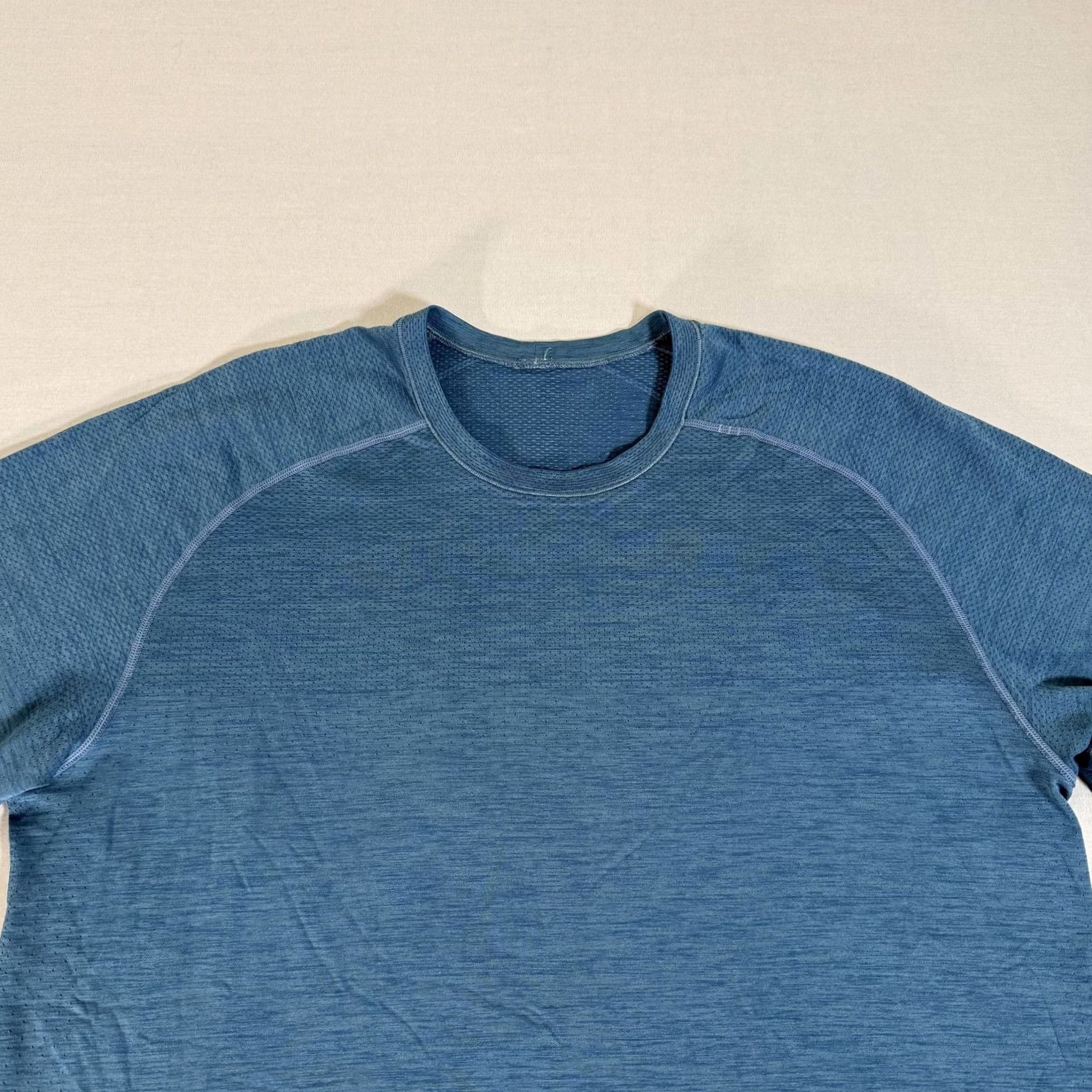 Lululemon Lululemon Mens XL Blue Metal Vent Tech Seamless Running Tee Performance Size US XL / EU 56 / 4 - 2 Thumbnail