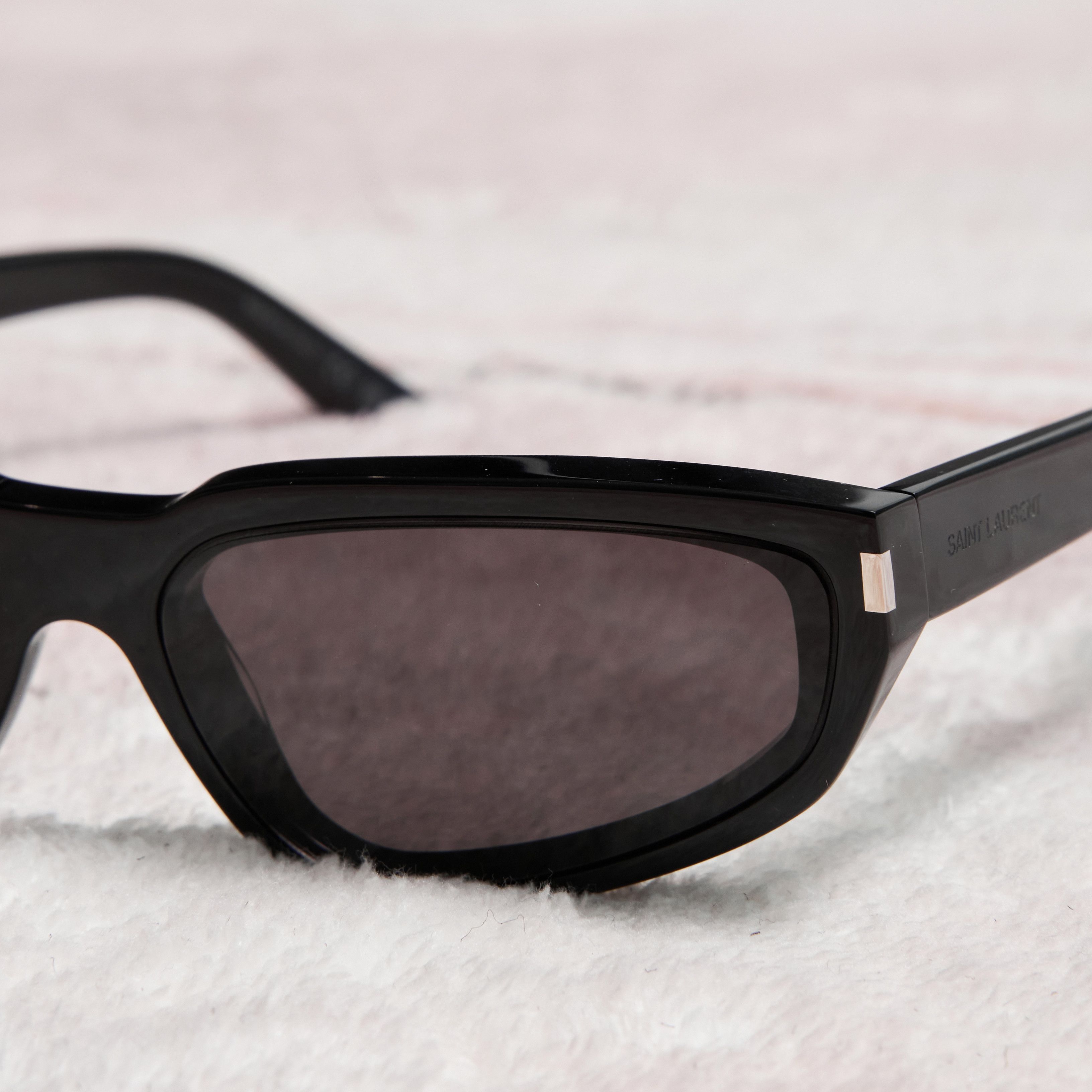 Yves Saint Laurent SAINT LAURENT SL 634 NOVA 001 Sunglasses BLACK Size ONE SIZE - 2 Thumbnail