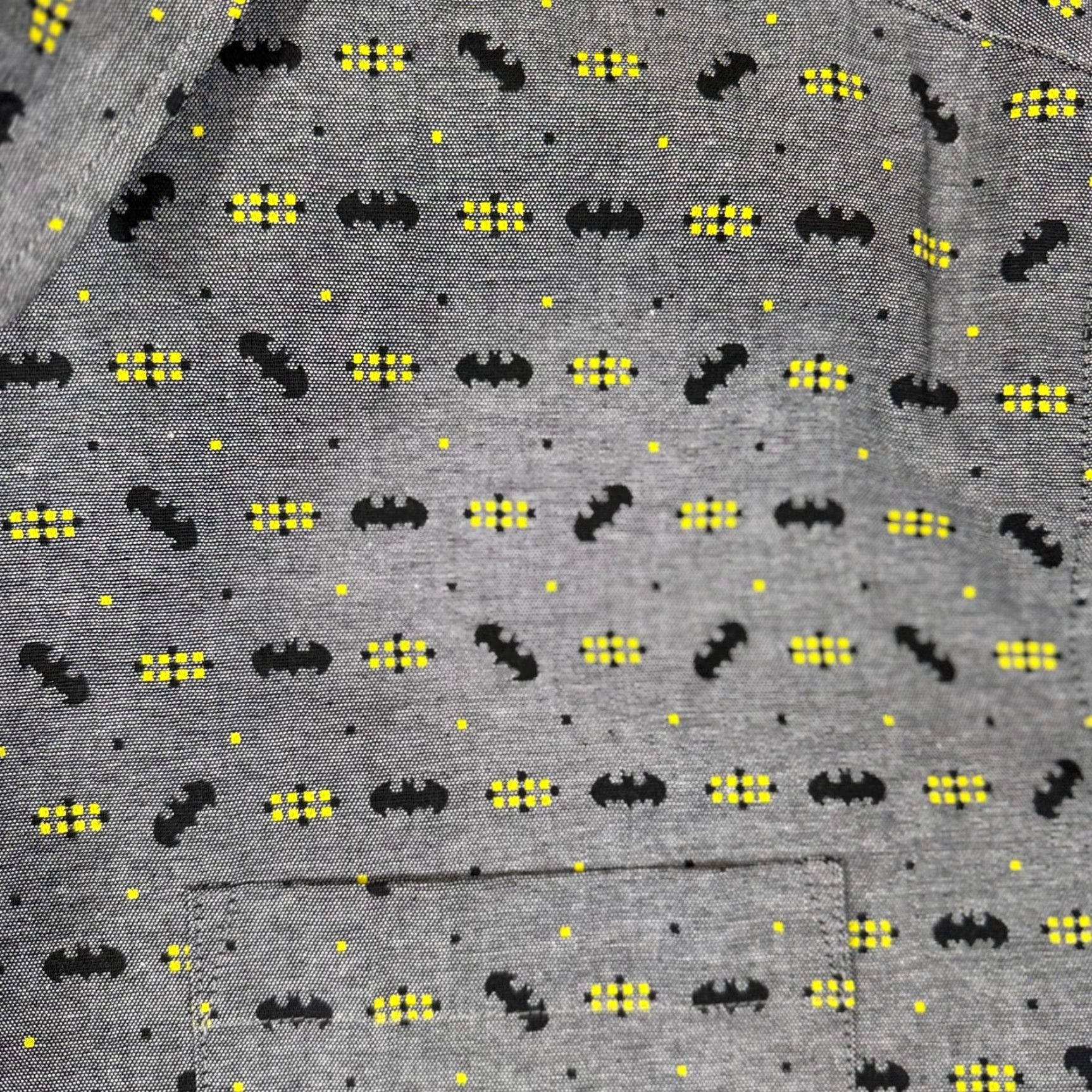 Vintage Batman Button-Up Camp Shirt Mens L Gray All Over Print Short Sleeve Pocket Shirt Size US L / EU 52-54 / 3 - 4 Thumbnail