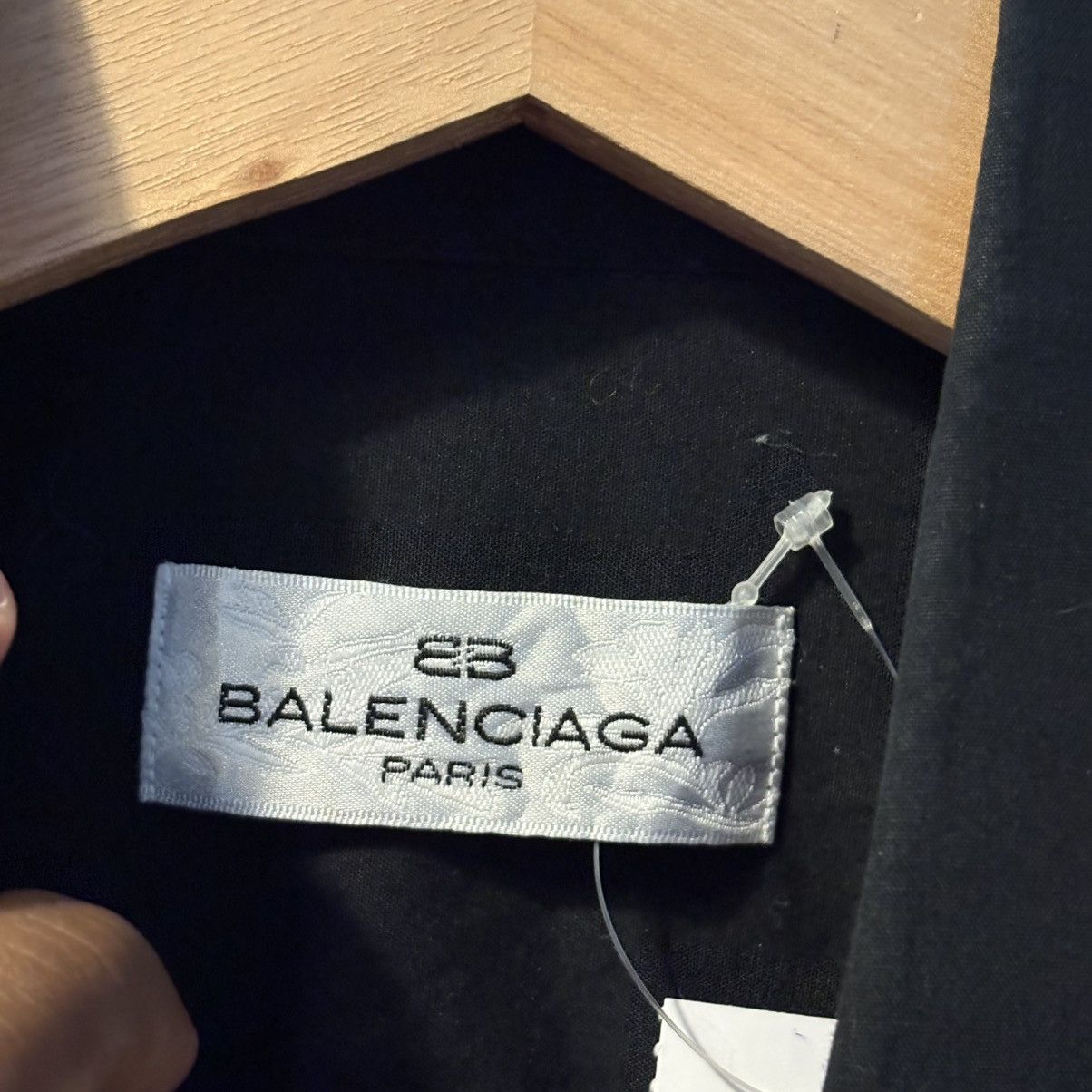 Balenciaga Balenciaga Knife Collar Plain Button Ups Size US M / EU 48-50 / 2 - 3 Thumbnail