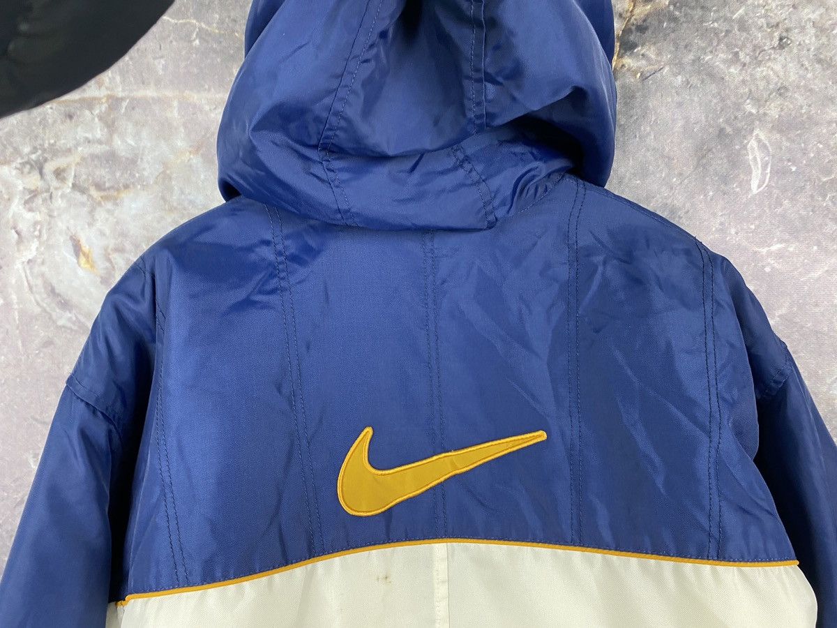 Vintage Men’s Nike Jacket Vintage Big Swoosh Logo Size M Size US M / EU 48-50 / 2 - 19 Thumbnail