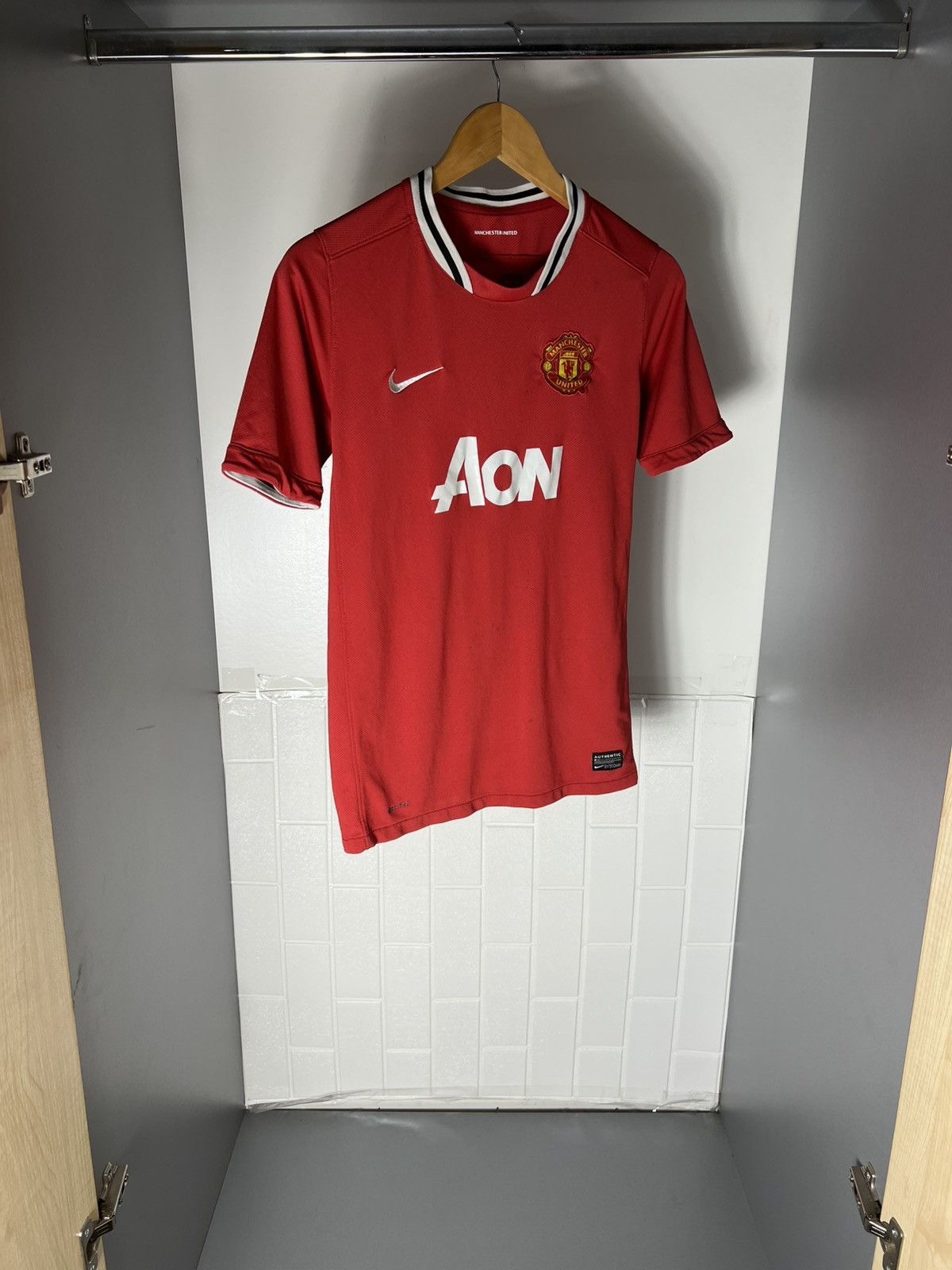 Nike VINTAGE NIKE FC MANCHESTER UNITED ENGLAND SOCCER JERSEY Y2K Size US S / EU 44-46 / 1 - 5 Thumbnail