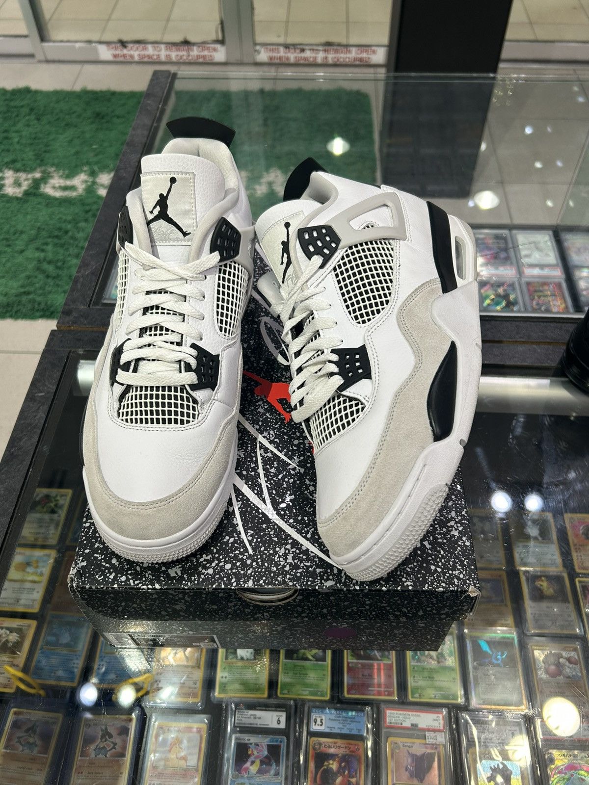 Jordan Brand Jordan 4 millitary black Size US 13 / EU 46 - 1 Thumbnail